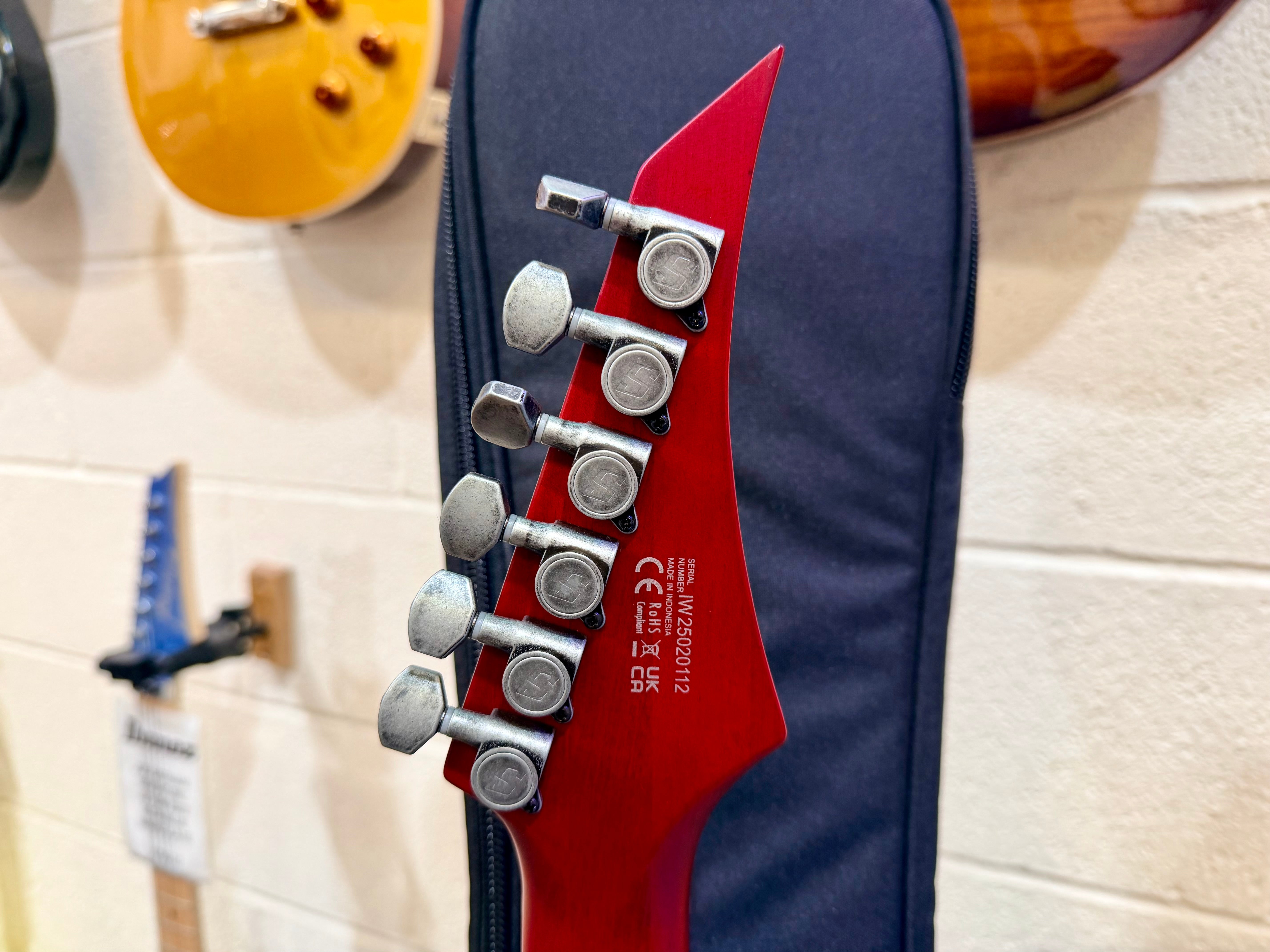 🔥2025🔥 Solar V2.6 Cannibalismo + Plus Flying V~ Blood Red~ Gig Bag~ MINT!