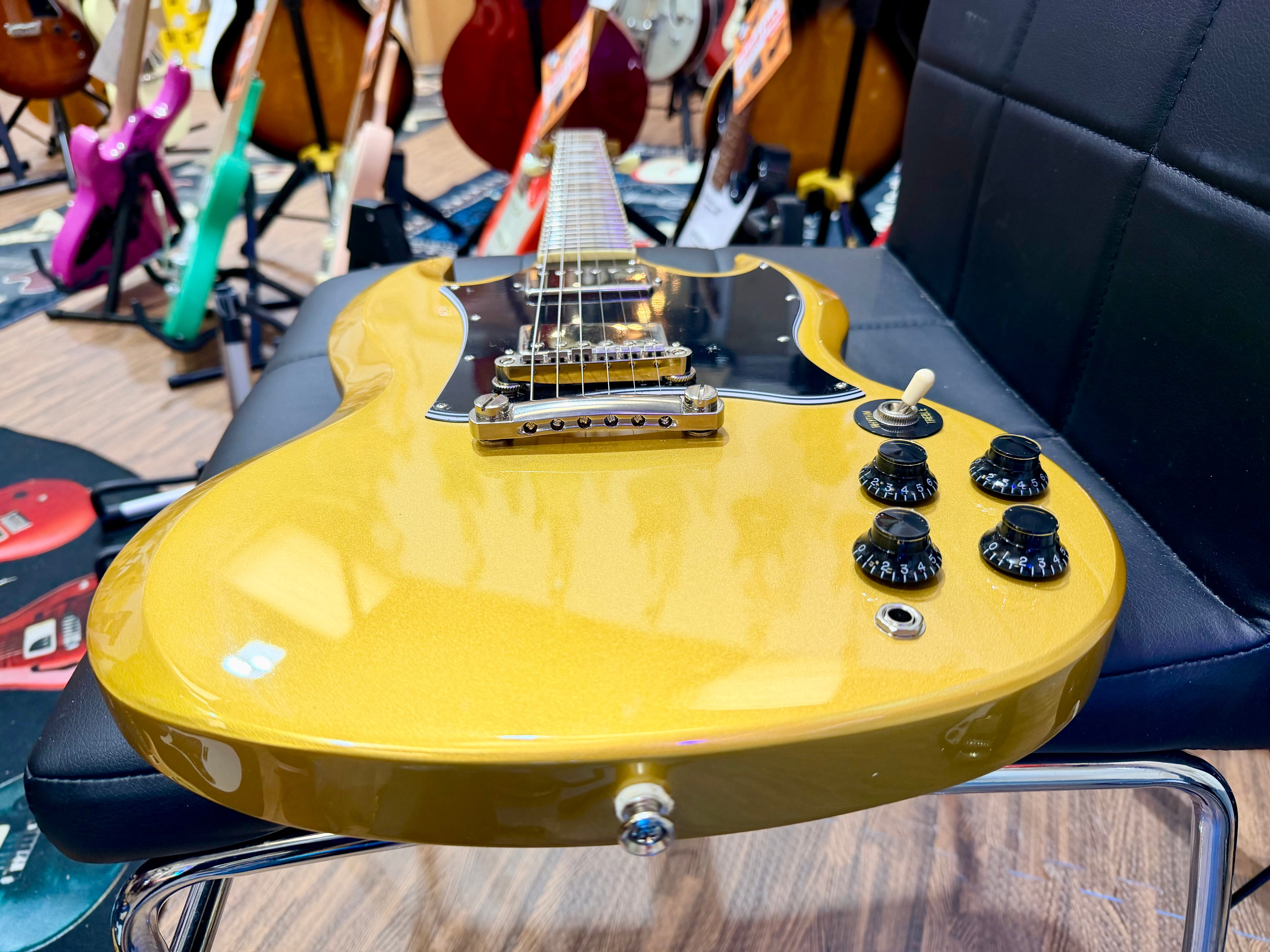 🌟2023 MINT🌟 Epiphone SG Traditional Pro~ UK Exclusive Metallic Gold~ Coil Tap!
