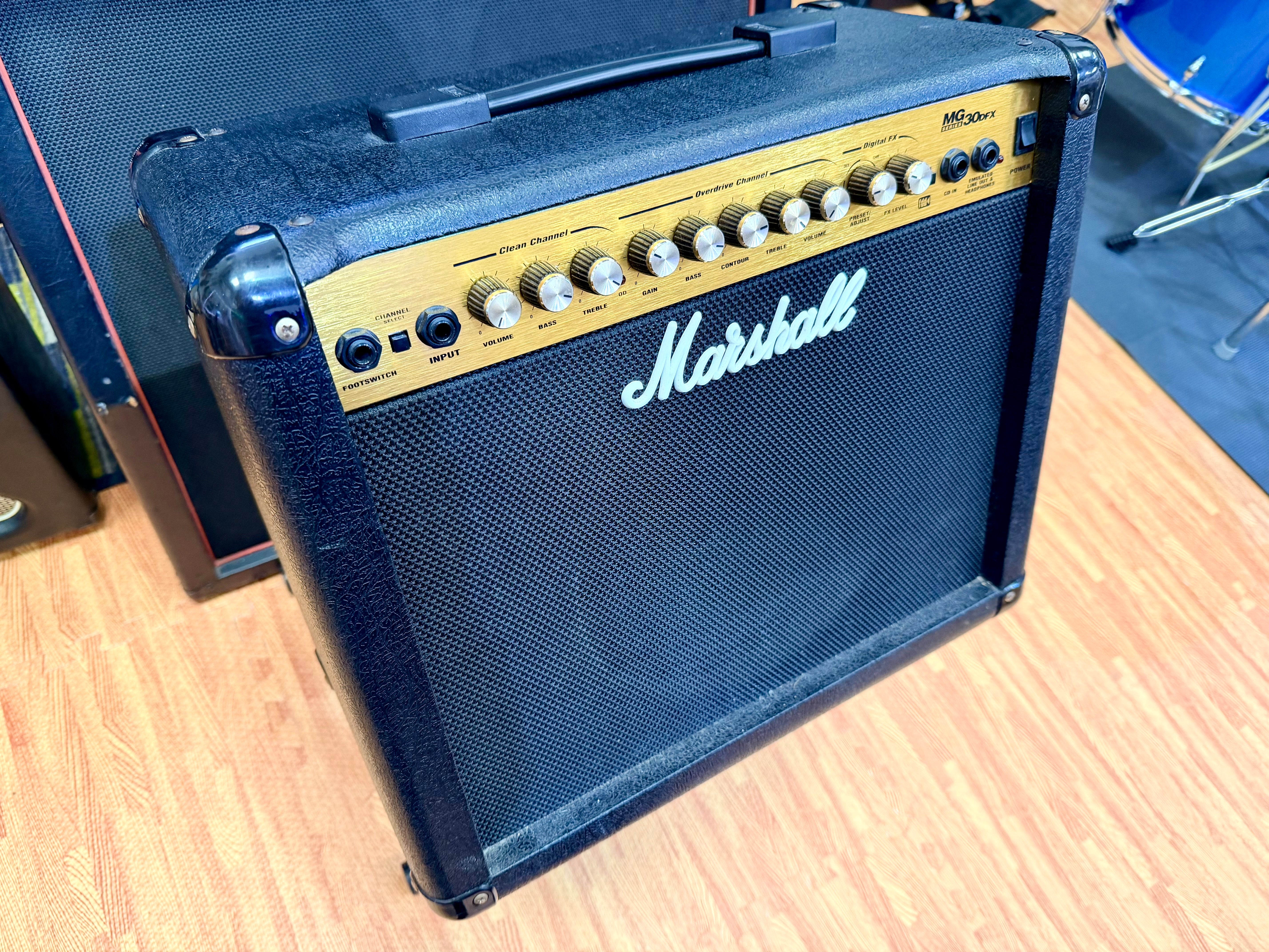 🎸 Marshall MG30DFX Guitar Combo Amplifier~ 30w Amp~ 10” Speaker 🎸