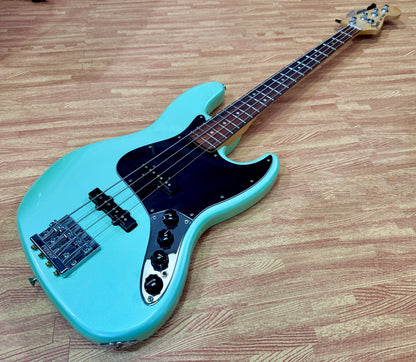 2020 Fender Deluxe Active Jazz Bass~ Surf Pearl~ Pau Ferro~ Noiseless Pickups