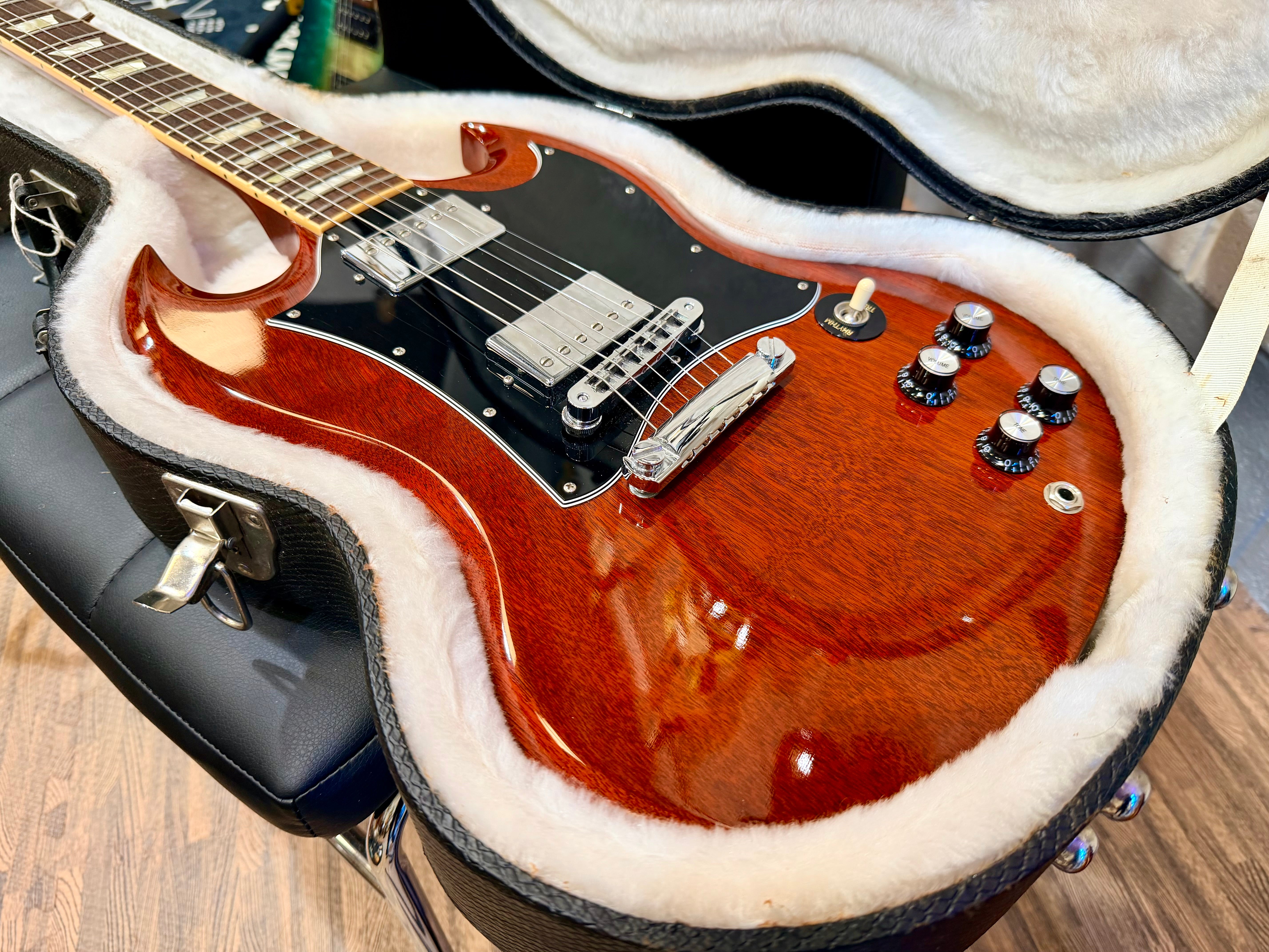 🍒2008🍒 Gibson SG Standard In Heritage Cherry Red~ Original Hard Case~ USA Made