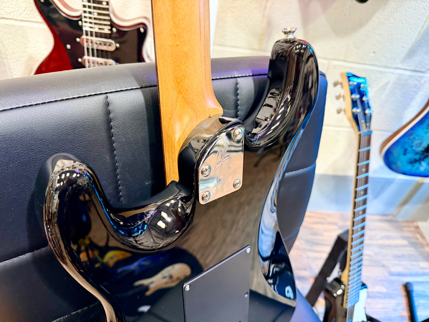 🌟MINT🌟 Harley Benton ST-Modern HSS BK~ Stratocaster Style~ Black Gloss!