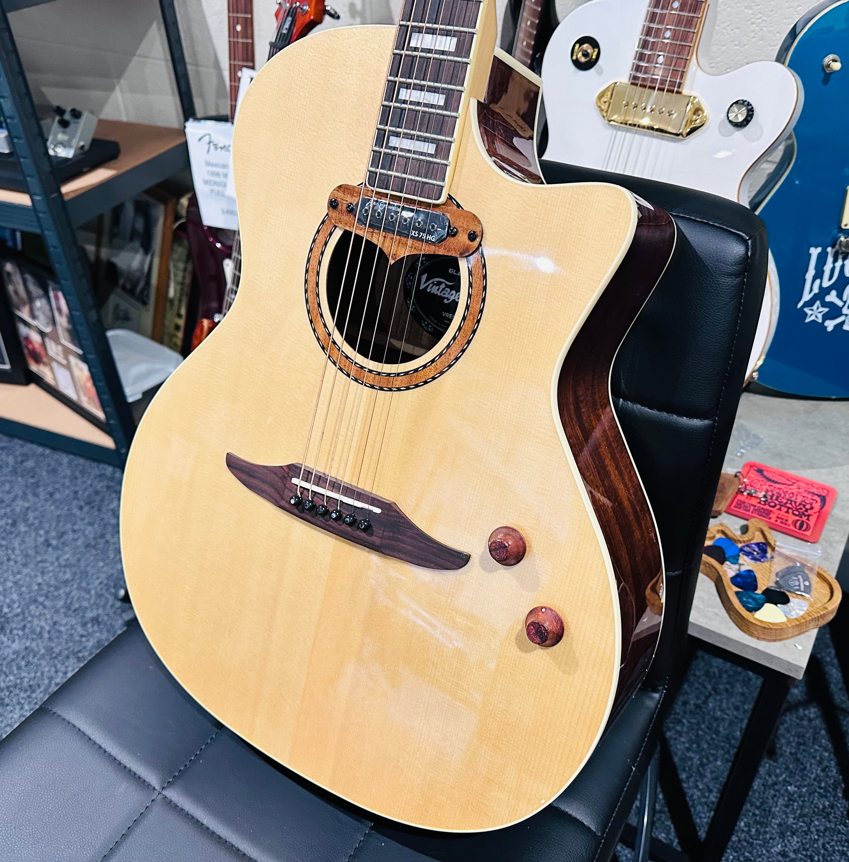 🌟BRAND NEW MODEL🌟 Vintage REVO ELEKTRA ~ Natural Silk Electro-Acoustic Guitar!