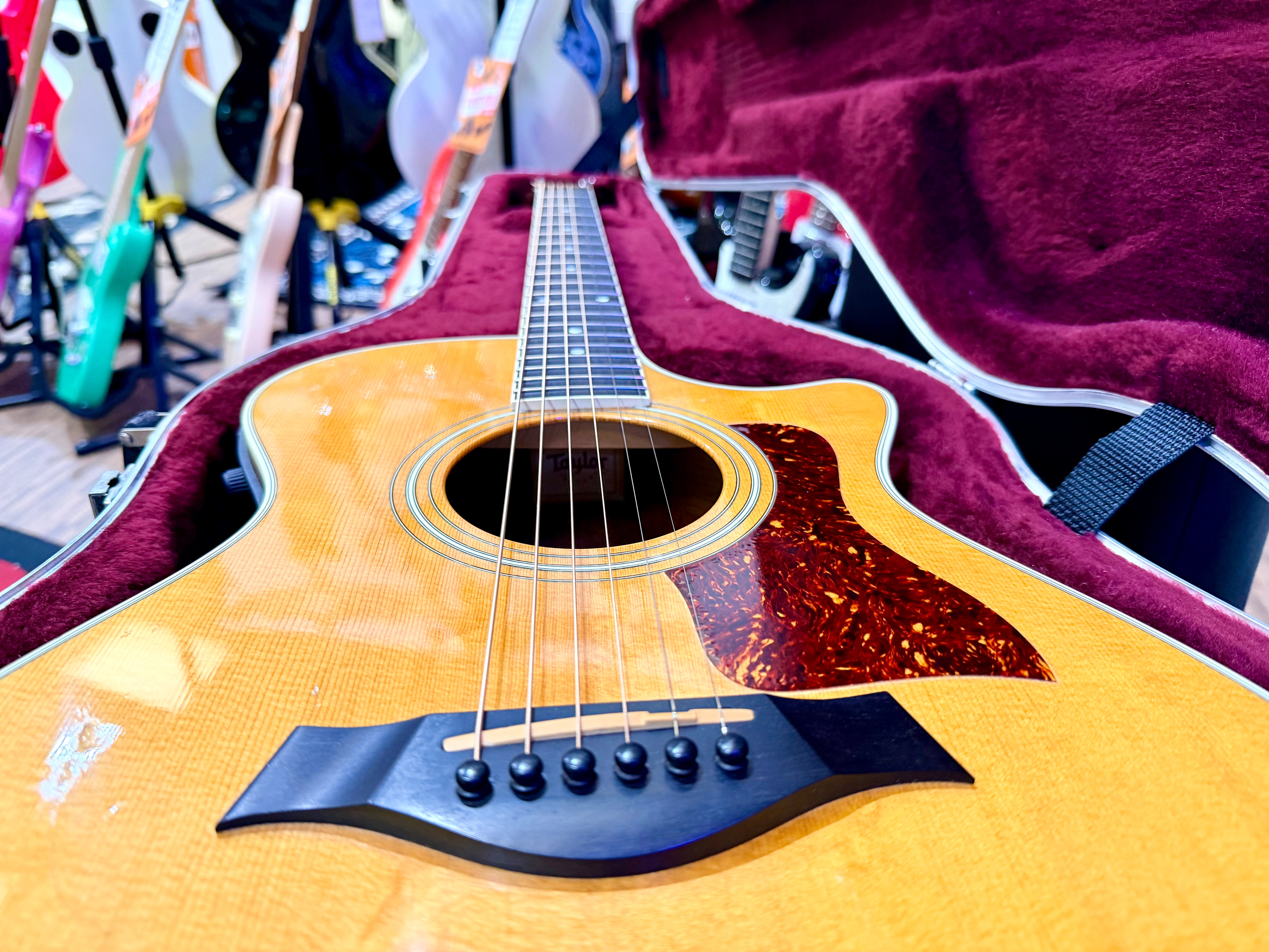 🌟2000🌟 Taylor 412ce Grand Concert Electro-Acoustic Guitar~ Ebony Board~ Case!