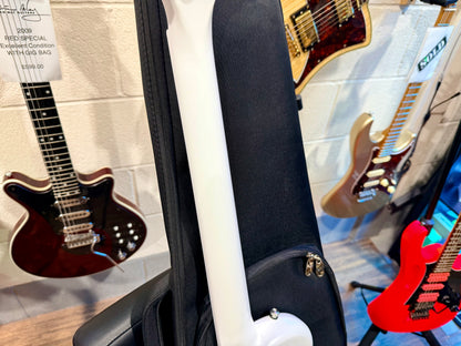 🔥 Enya Nova Go Sonic~ Pearl White~ Smart Electric Guitar~Speaker & FX + Bag 🔥