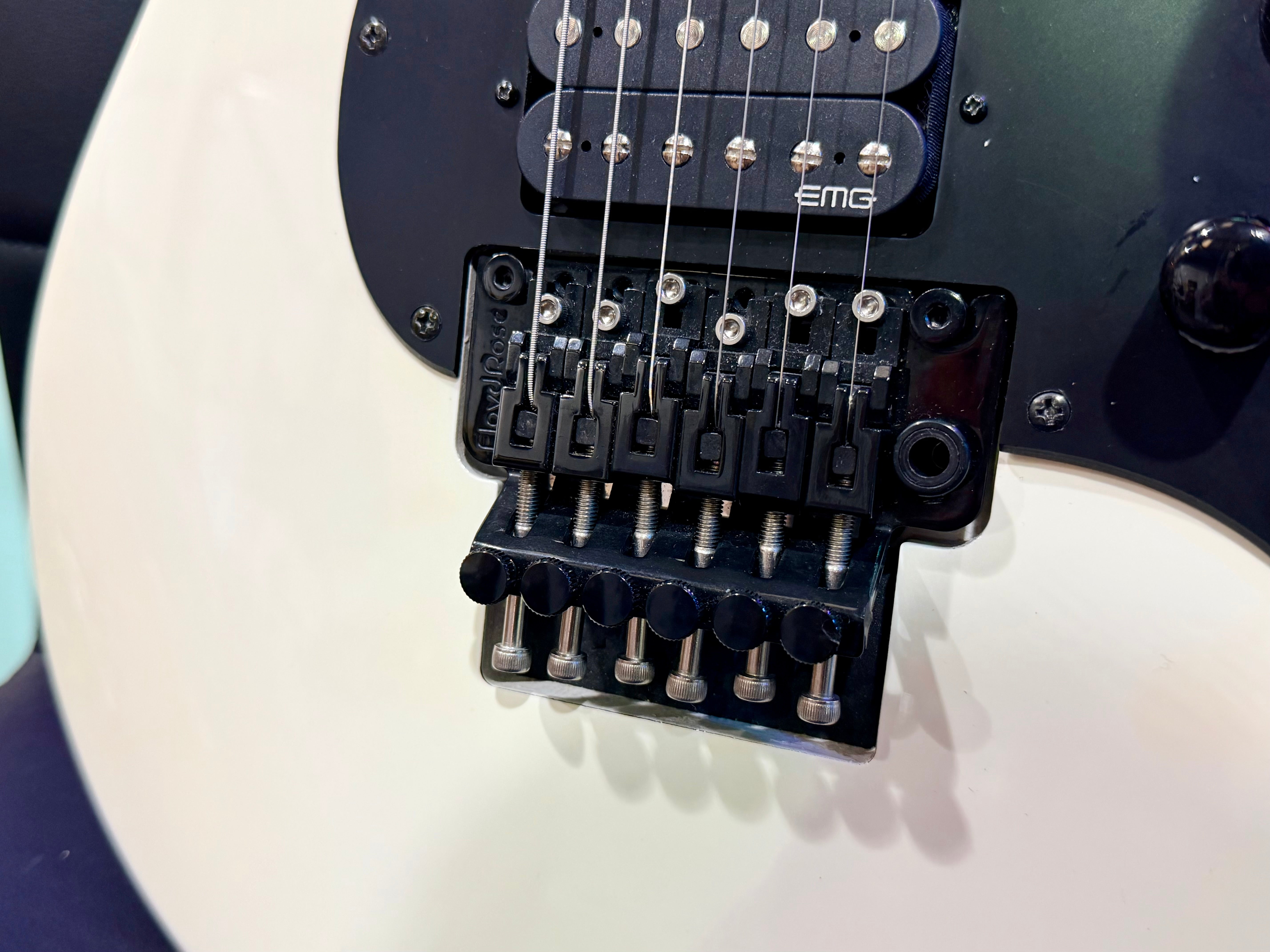 🔥2017🔥 Schecter Sun Valley Super Shredder FR~ Gloss White~ Floyd Rose!