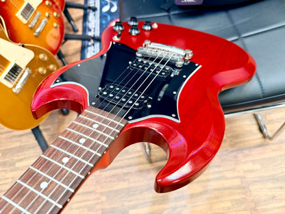 🍒2022🍒 Gibson SG Tribute~ Worn Satin Cherry USA + Deluxe Gig Bag~ Cherished!