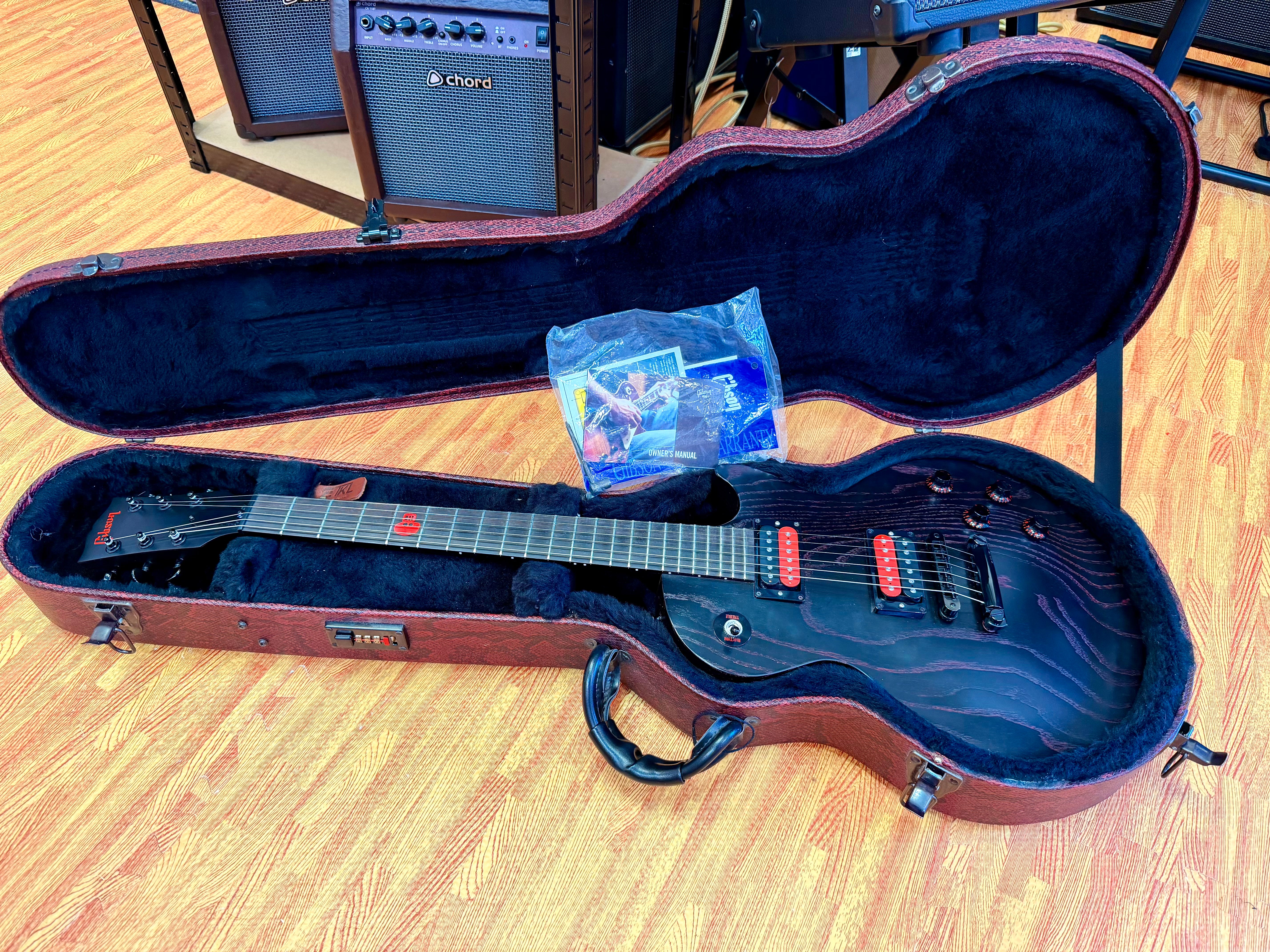 🔥RARE🔥 2003 Gibson Les Paul Voodoo Limited Run~Ebony + JuJu + Snakeskin Case!