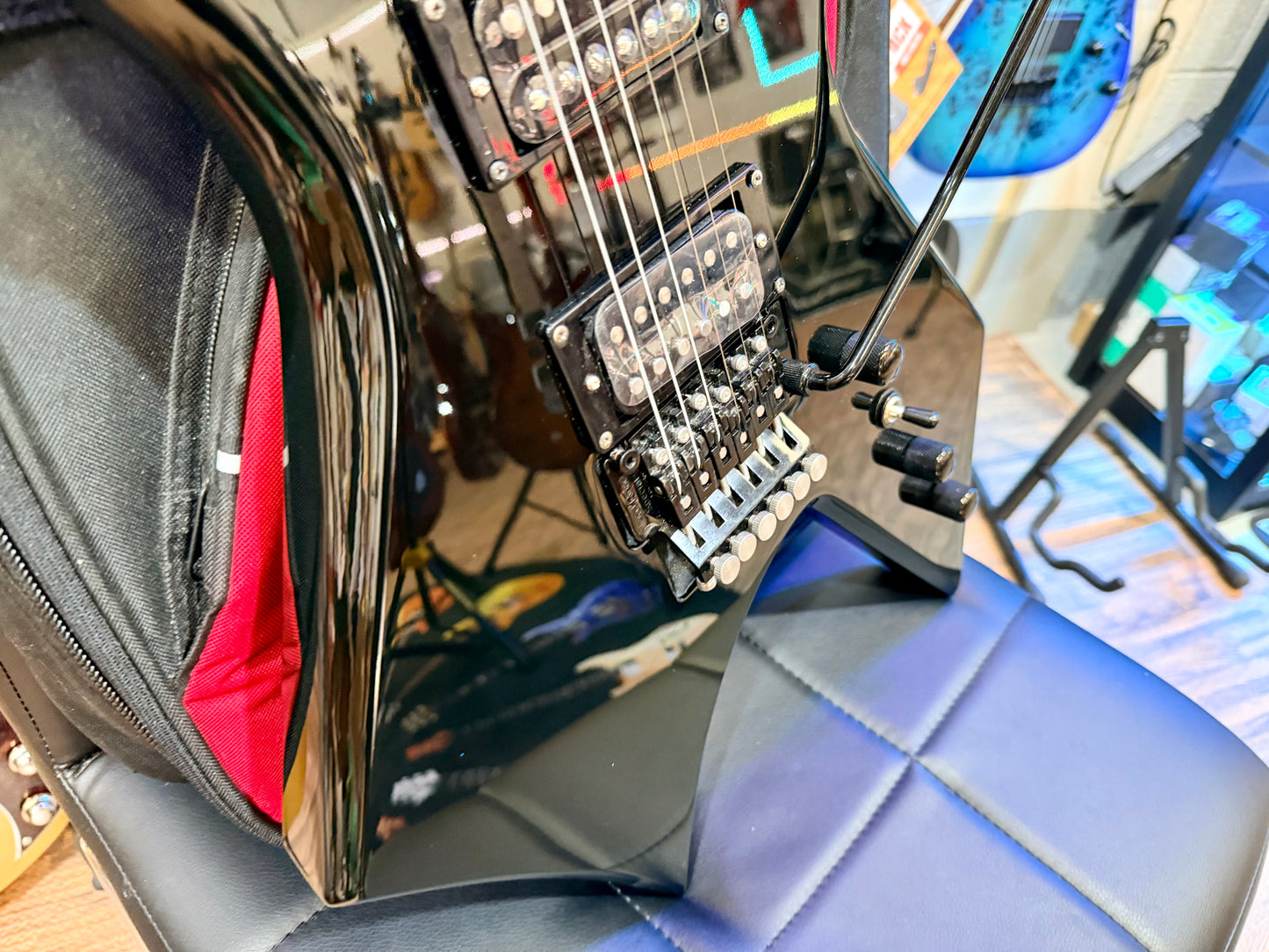 🔥868/2000🔥 BC Rich Warlock~ Stranger Things NJ Model~ Eddies ‘Hellfire’ + Bag!