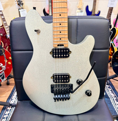 🔥2022🔥 EVH Wolfgang Standard Silver Sparkle~ Floyd Rose~ Roasted Maple~ MINT!
