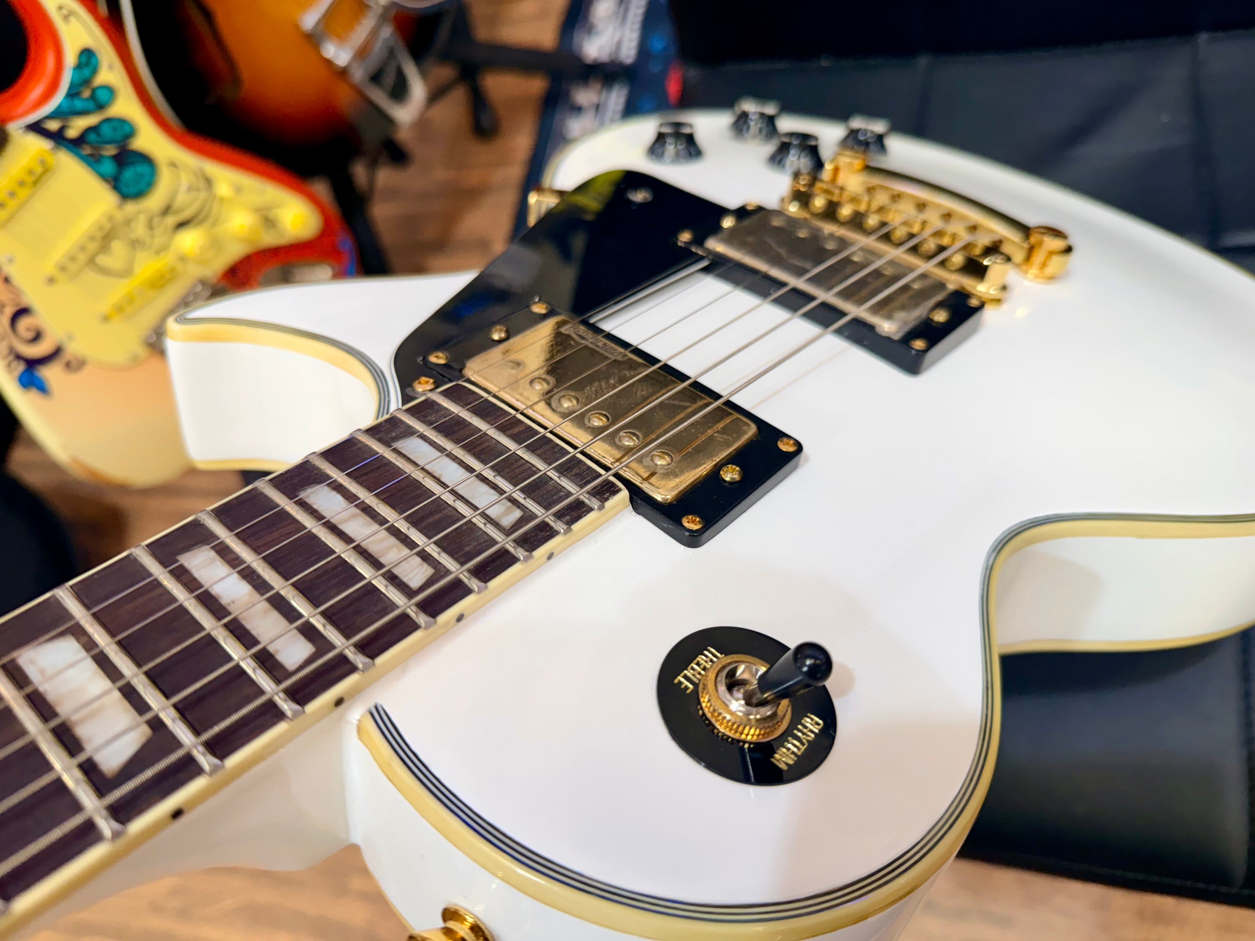 🔥NEW🔥 Vintage V100 ReIssued Electric Guitar – Arctic White Les Paul V100AW!