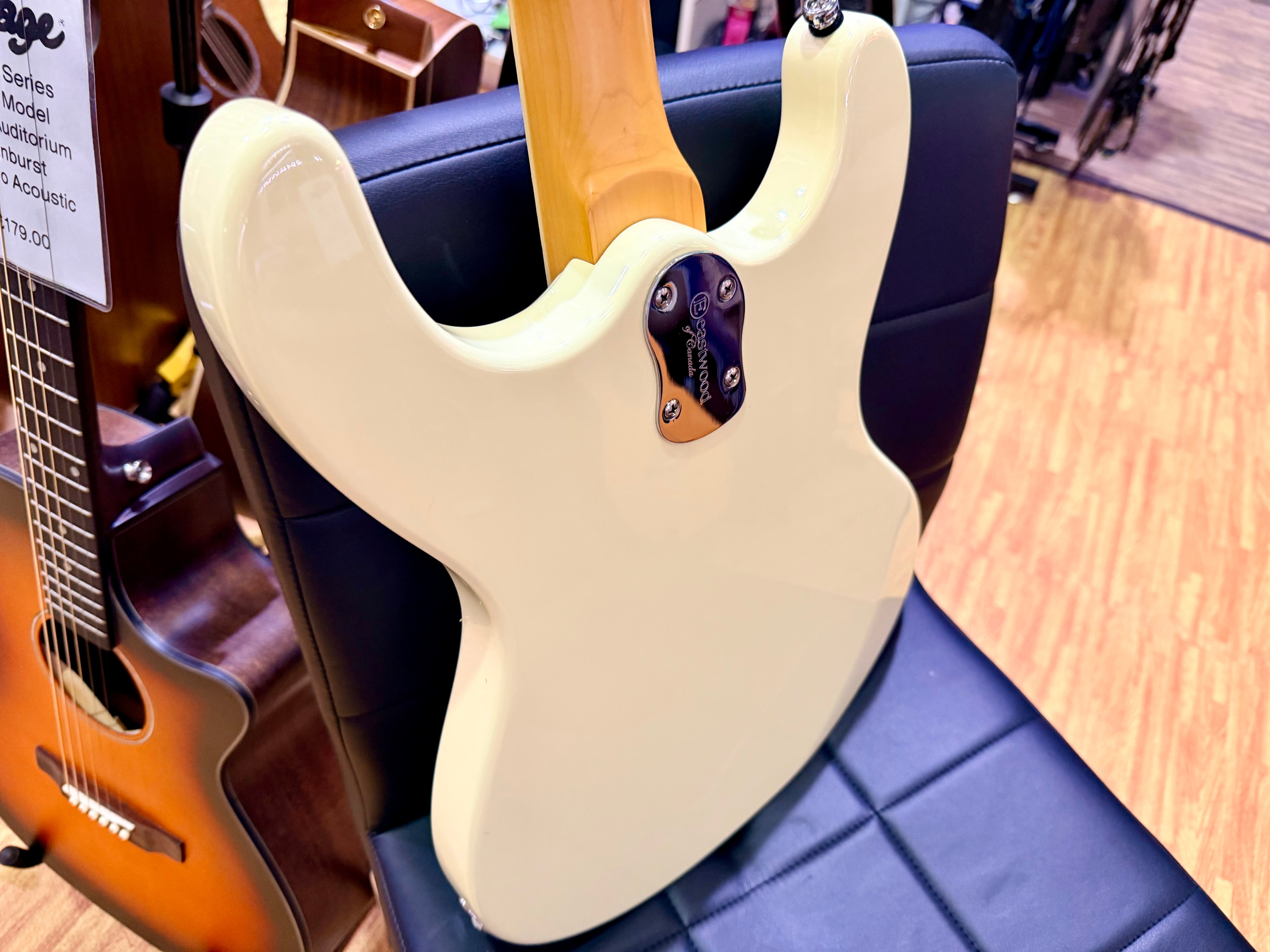 ✨MINT✨ Eastwood Sidejack Pro DLX~ Vintage White 2017 Electric Guitar Mosrite!