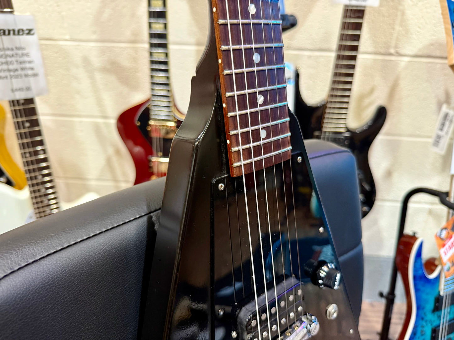 🔥2011 USA🔥 Gibson Melody maker Flying V~ Matte Black Satin~ Gig Bag & Docs!