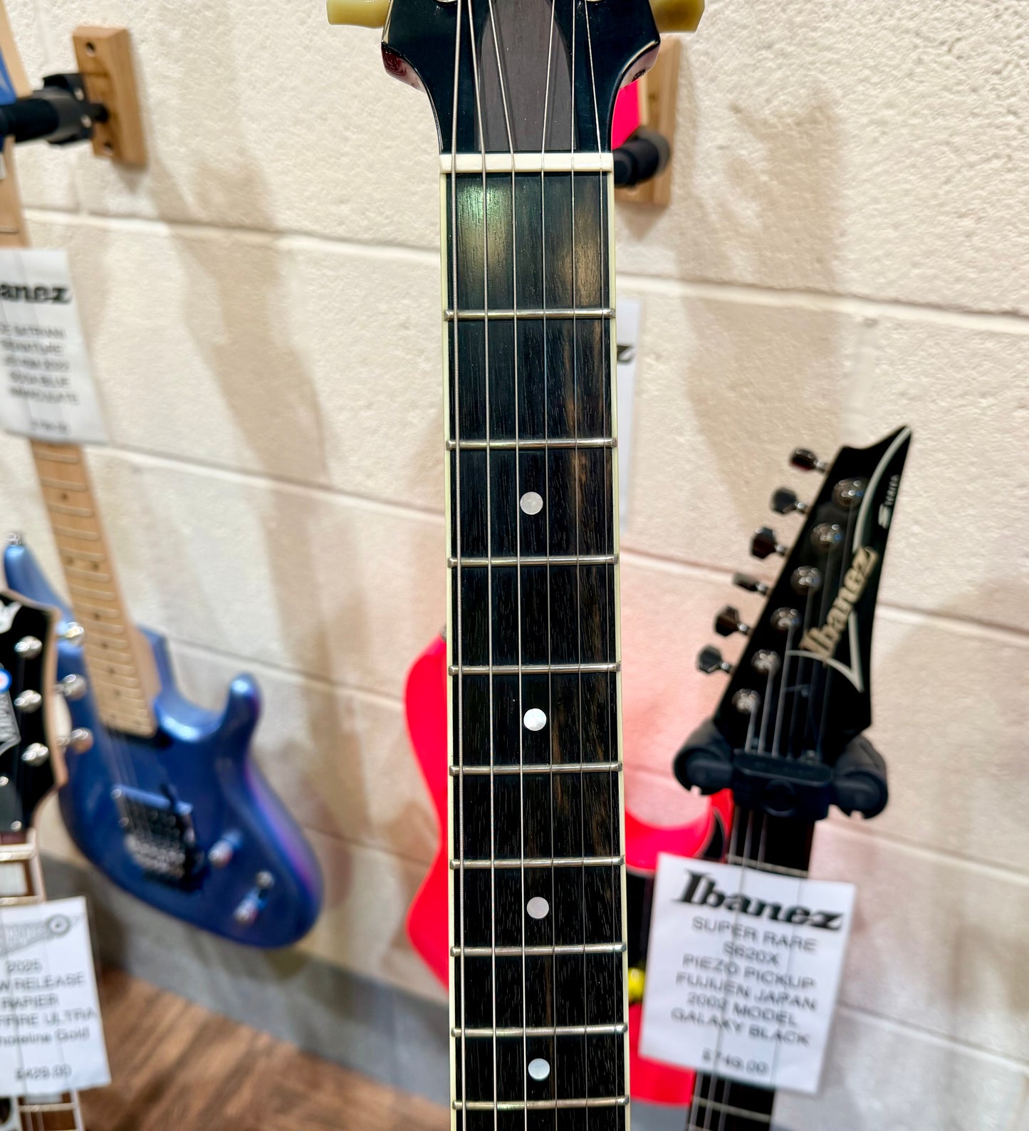 🍒MINT 2022 🍒 Eastman T386-RD Thinline Semi-Hollow ‘335’ Antique Red + Case!