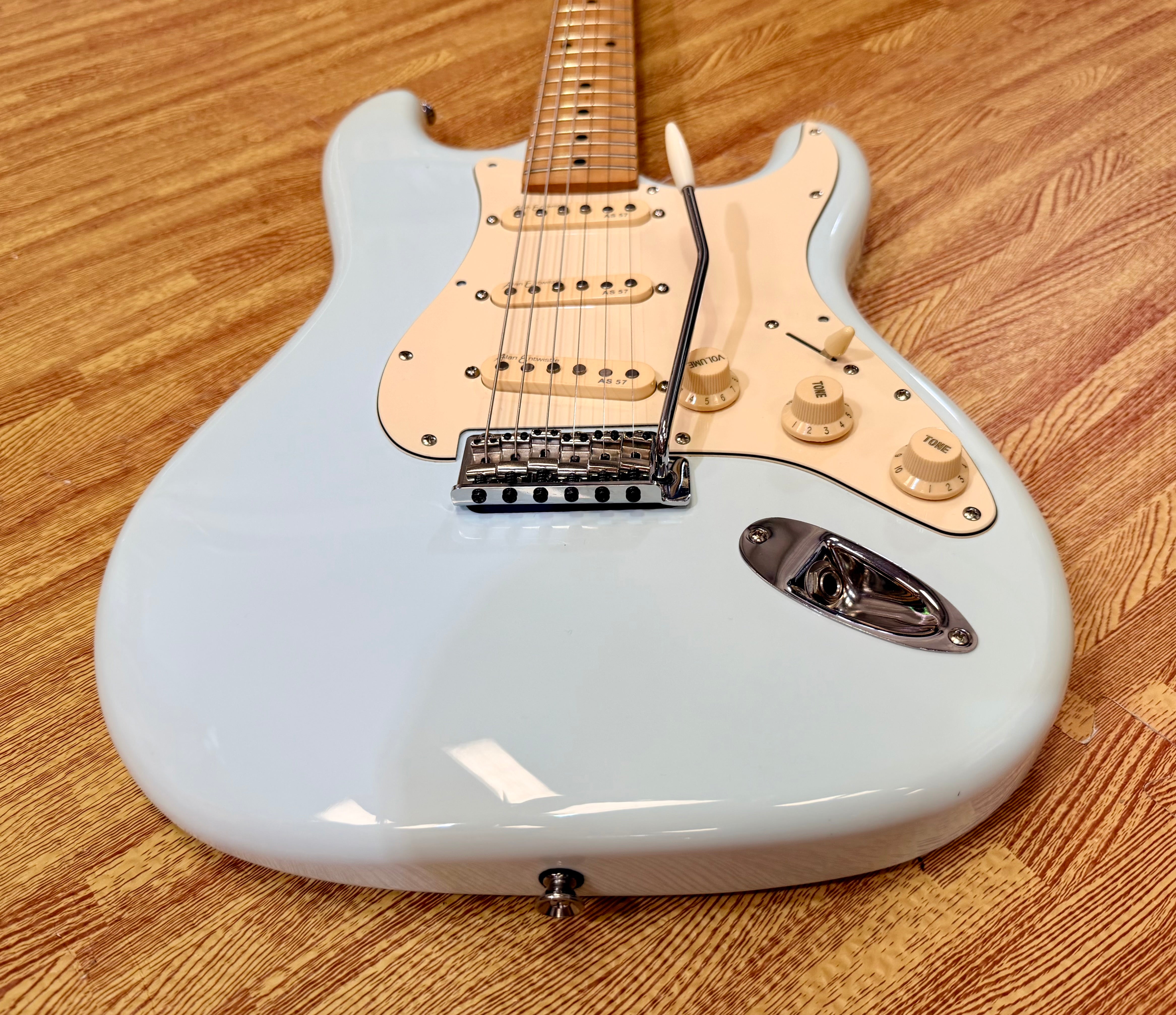 ✨2020✨ Revelation RTS-57 ‘50s Stratocaster Style Electric Guitar~ Daphne Blue!