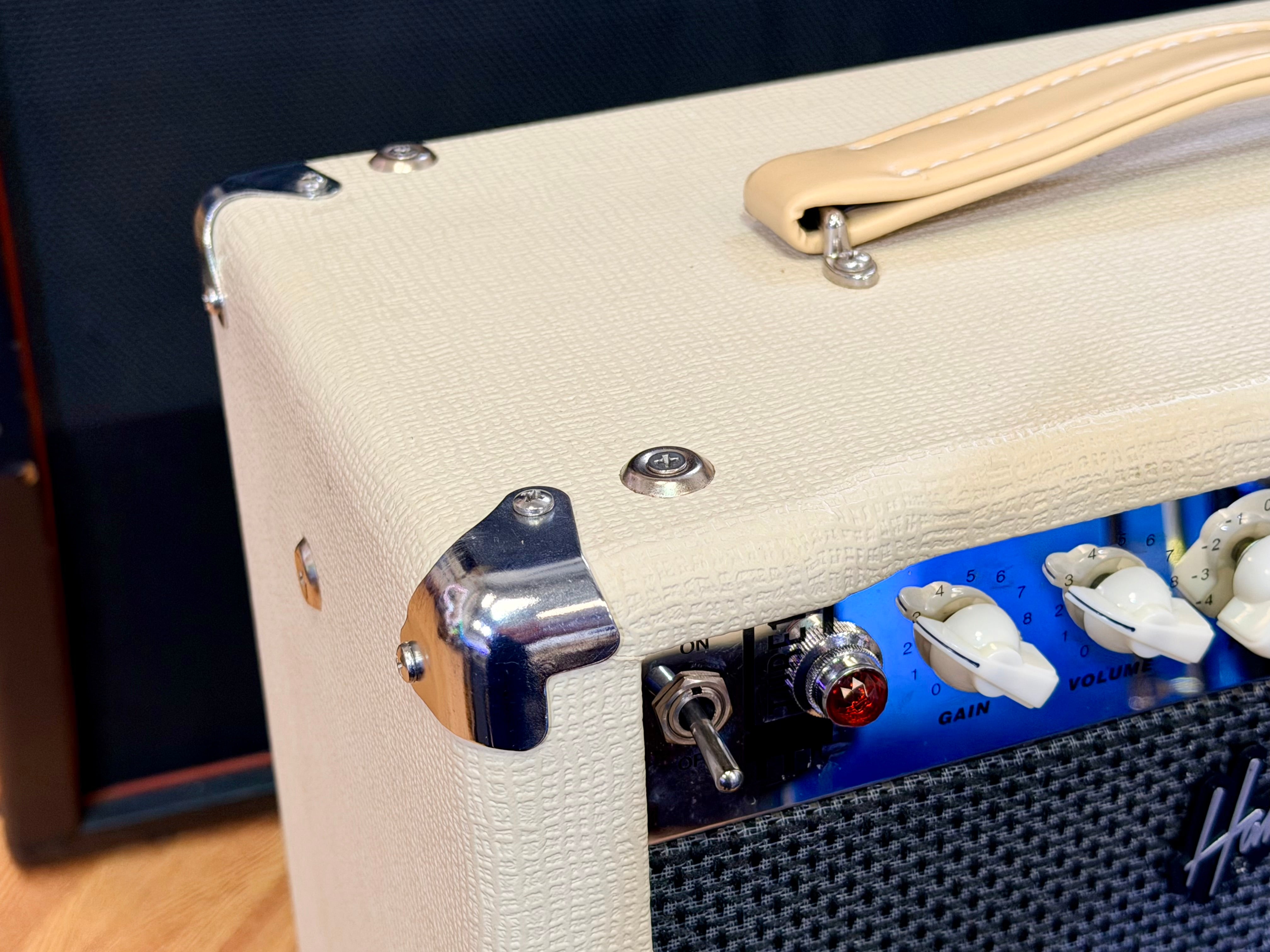 ✨MINT✨ Harley Benton TUBE15 Celestion 15W All-Valve Combo Guitar Amp~ White!