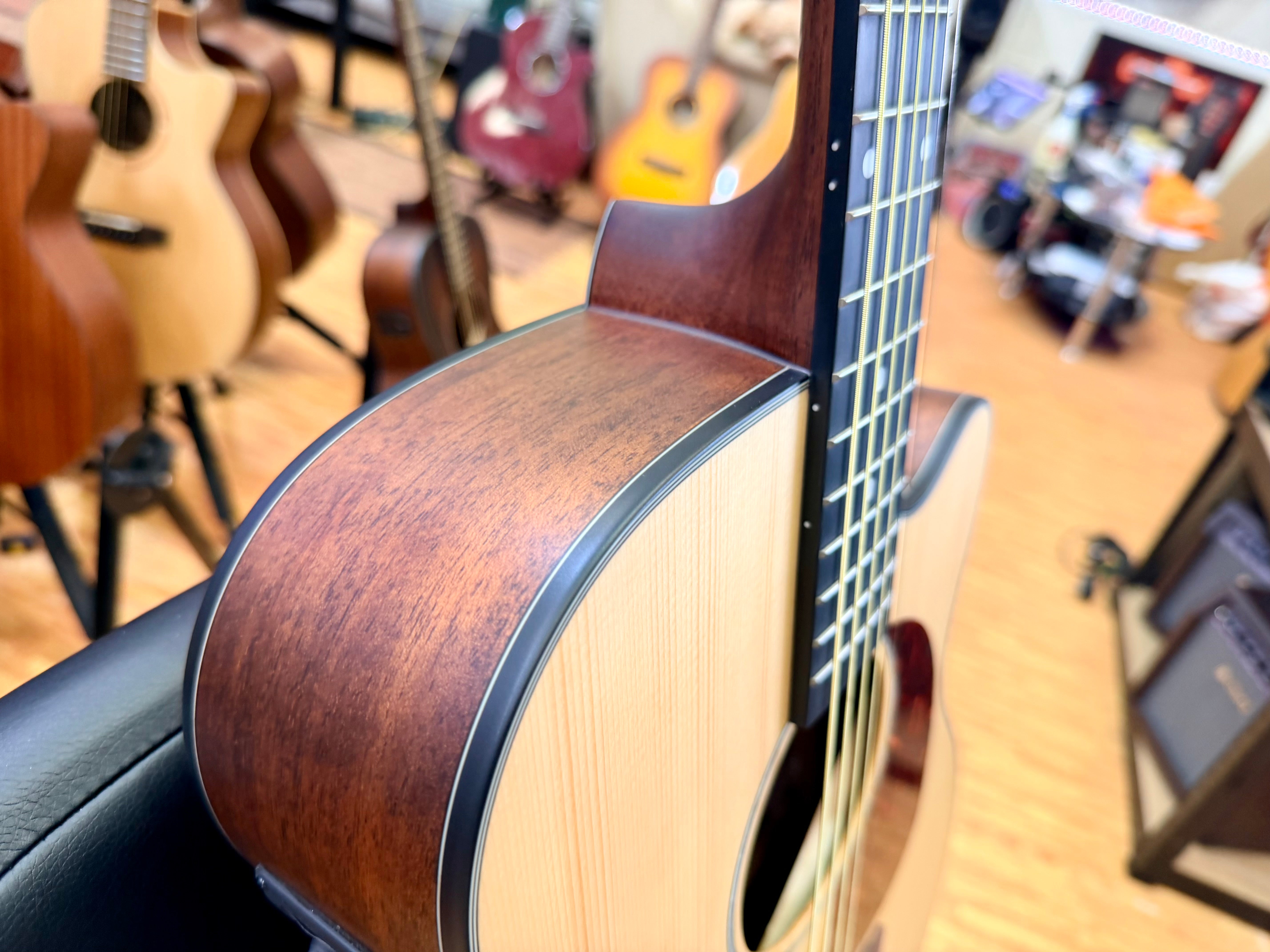 ⚡️NEW⚡️ Vintage VEC300N Stage Series Electro Acoustic Guitar~ Folk Cutaway!
