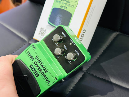 🎸 Behringer TO800 Vintage Tube Overdrive Guitar Effects Pedal~ BOXED 🎸