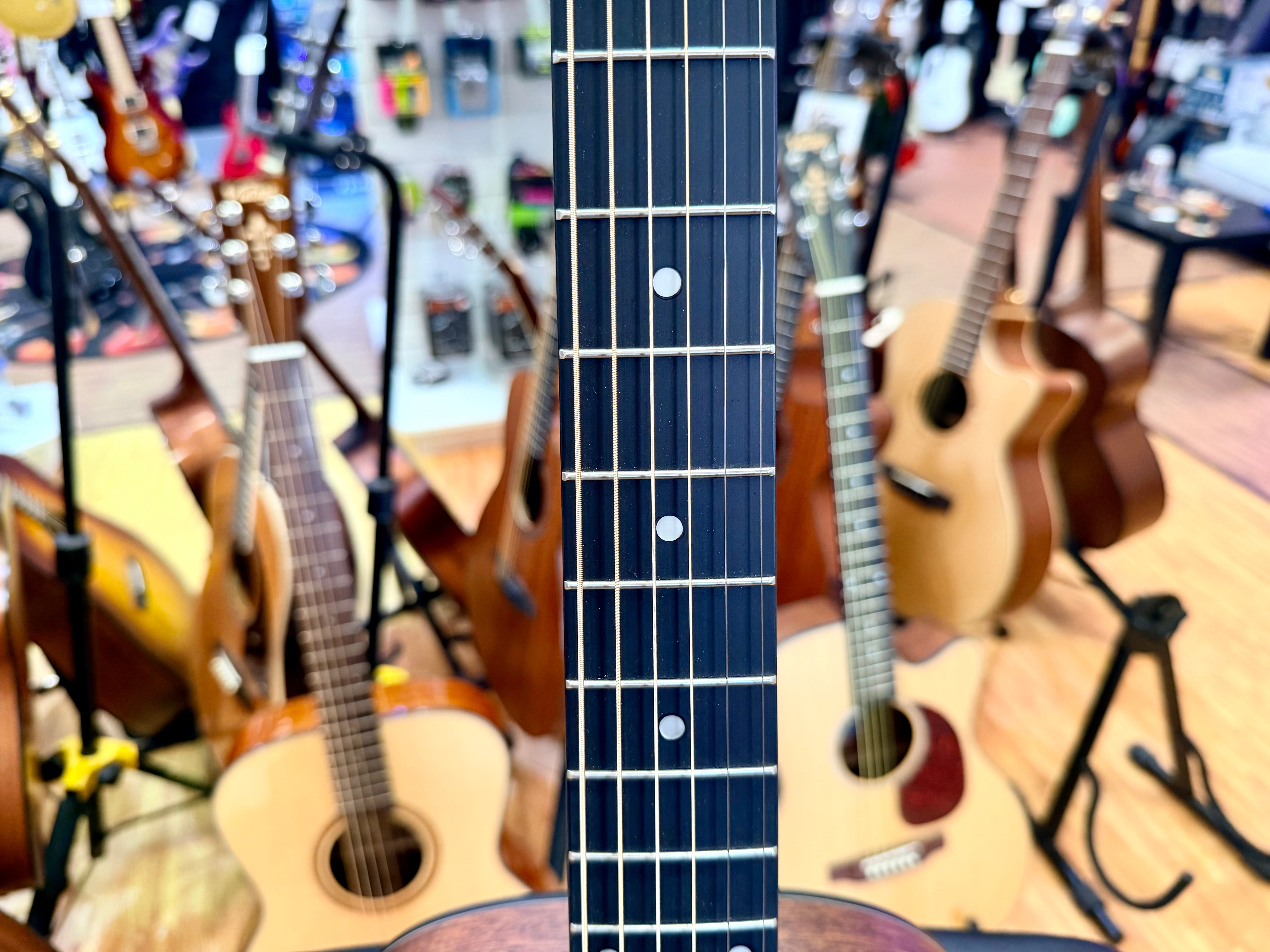 ⚡️NEW⚡️ Vintage VE1800AQ Stage Series Parlour Electro Acoustic Guitar~ Antiqued!