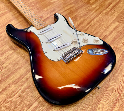 ☀️2017☀️ Fender Standard Stratocaster~ Mexican MIM~ Brown Sunburst~ Maple~ Strat