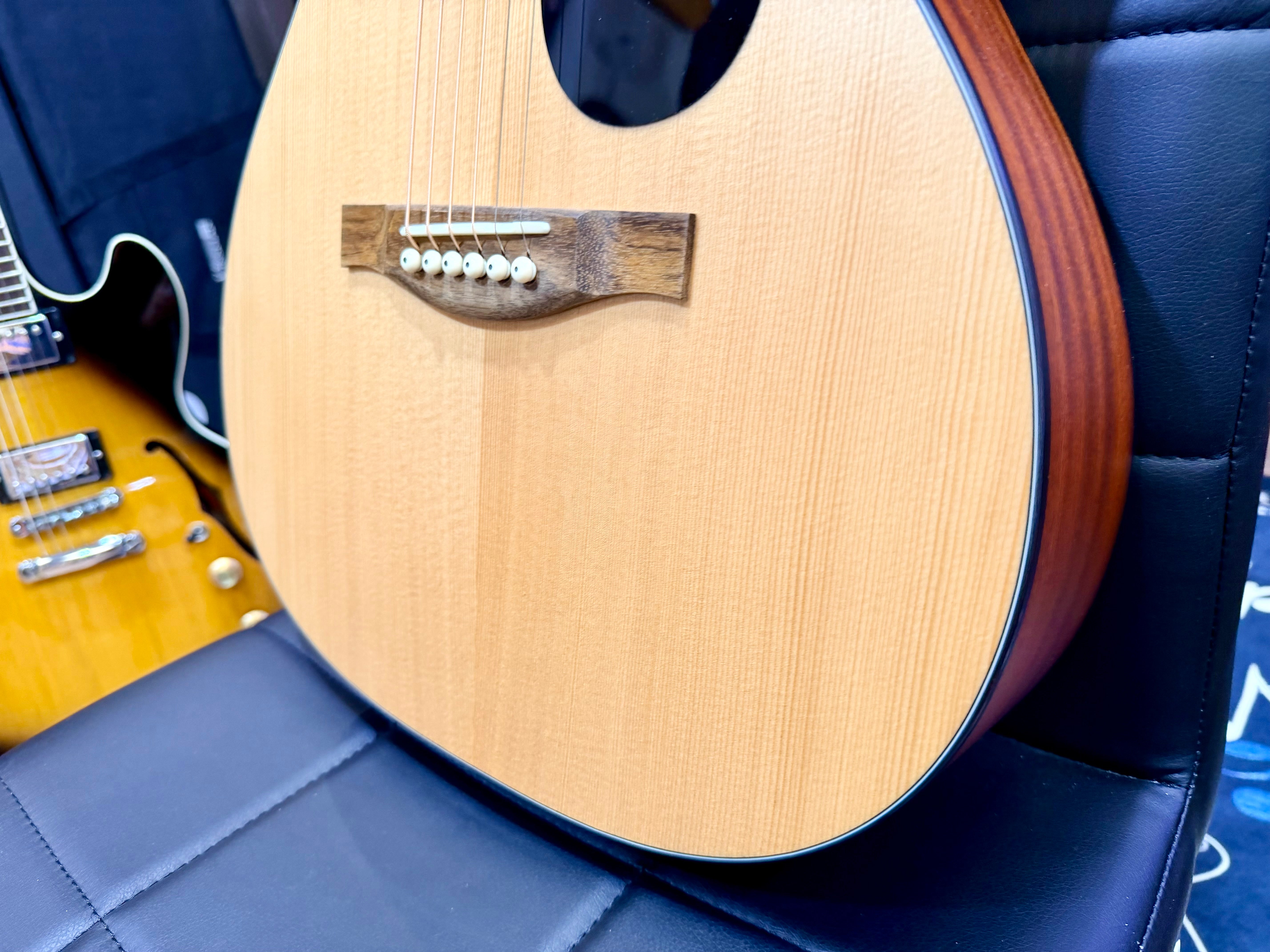 🔥MINT 2024🔥 Eastman PCH1-OM Acoustic Guitar~ Natural~ Solid Top~ Gig Bag!