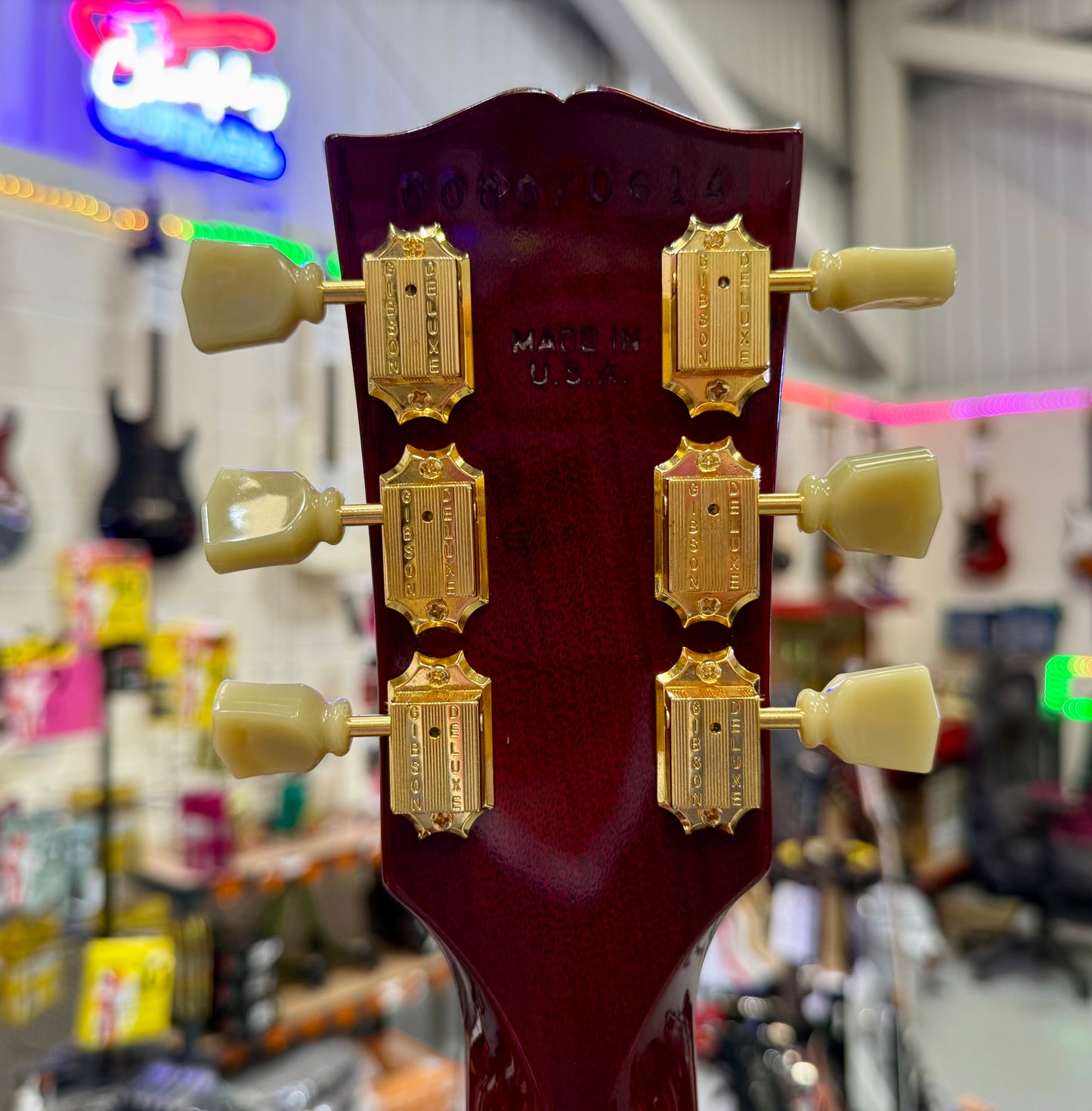 🌟2007 USA🌟 Gibson Les Paul Studio~ Wine Red~ Gold Hardware~ Hard Case~STUNNING
