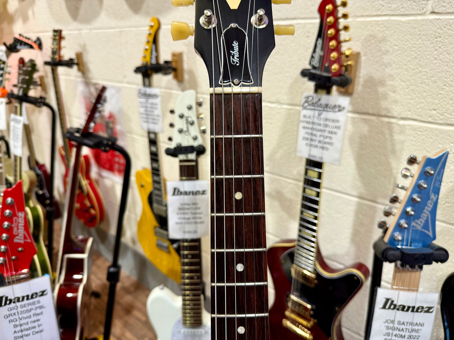 🌟2020🌟 Gibson SG Tribute~ Natural Walnut Finish~ Hiscox Hard Case~ USA Made!