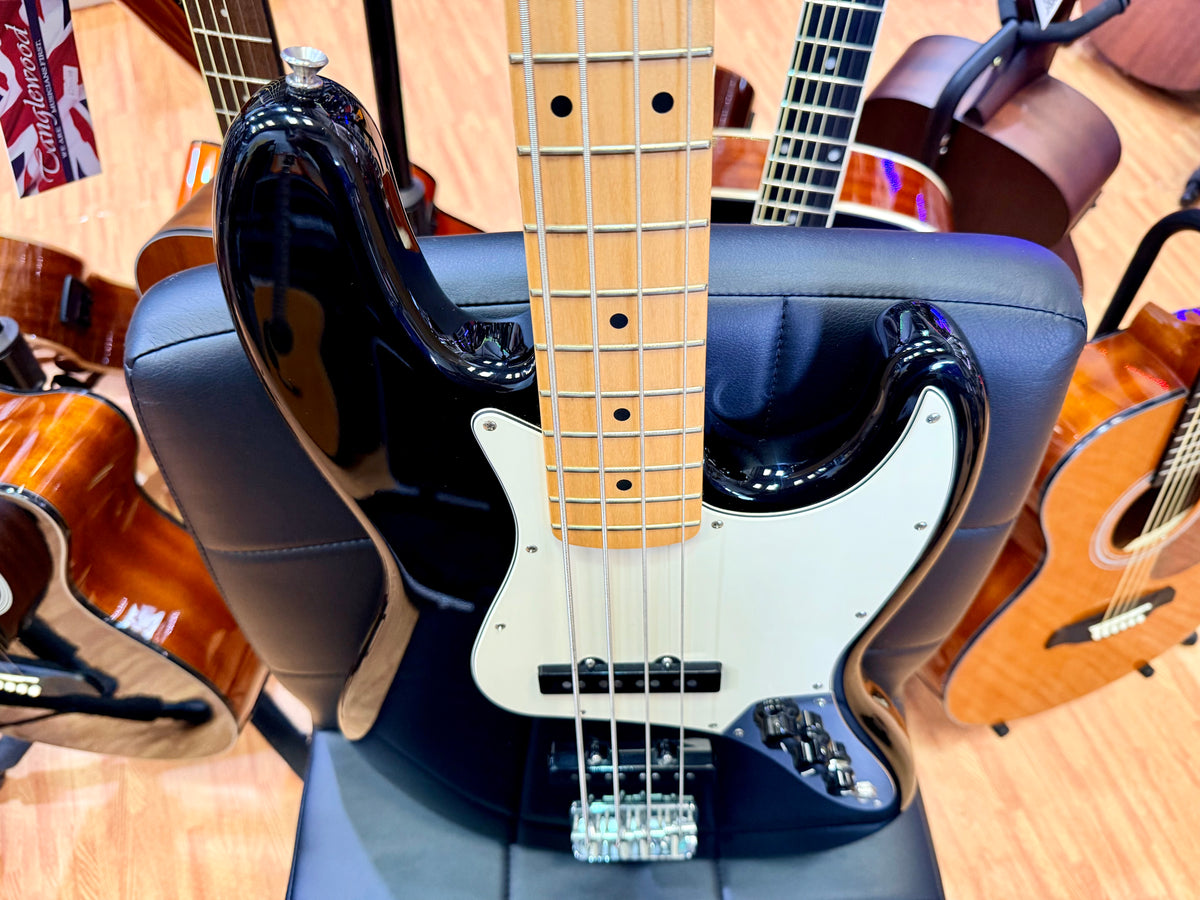 2011 Fender American Special Jazz Bass~ Black~ Maple Fingerboard~ Hard Case