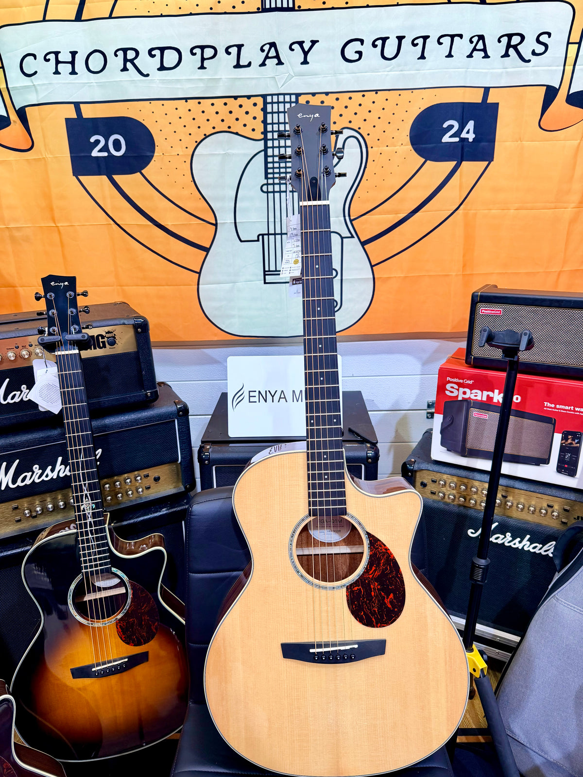 Enya EGA-Q1M EQ Pro Series Natural Spruce Electro-Acoustic Guitar