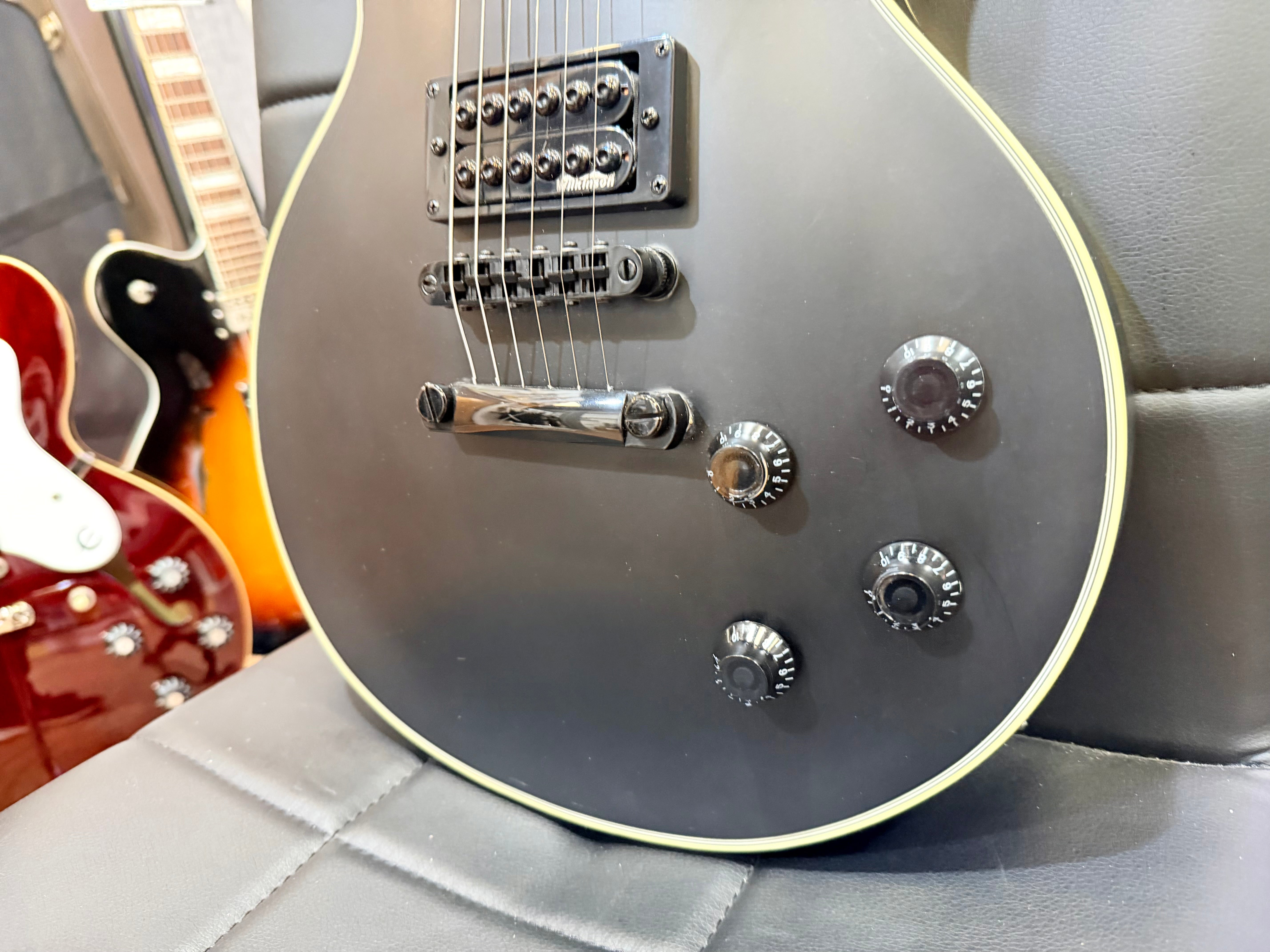 🔥B-STOCK DEAL🔥 NEW Vintage V100 VMX Electric Guitar~ Satin Black Les Paul!