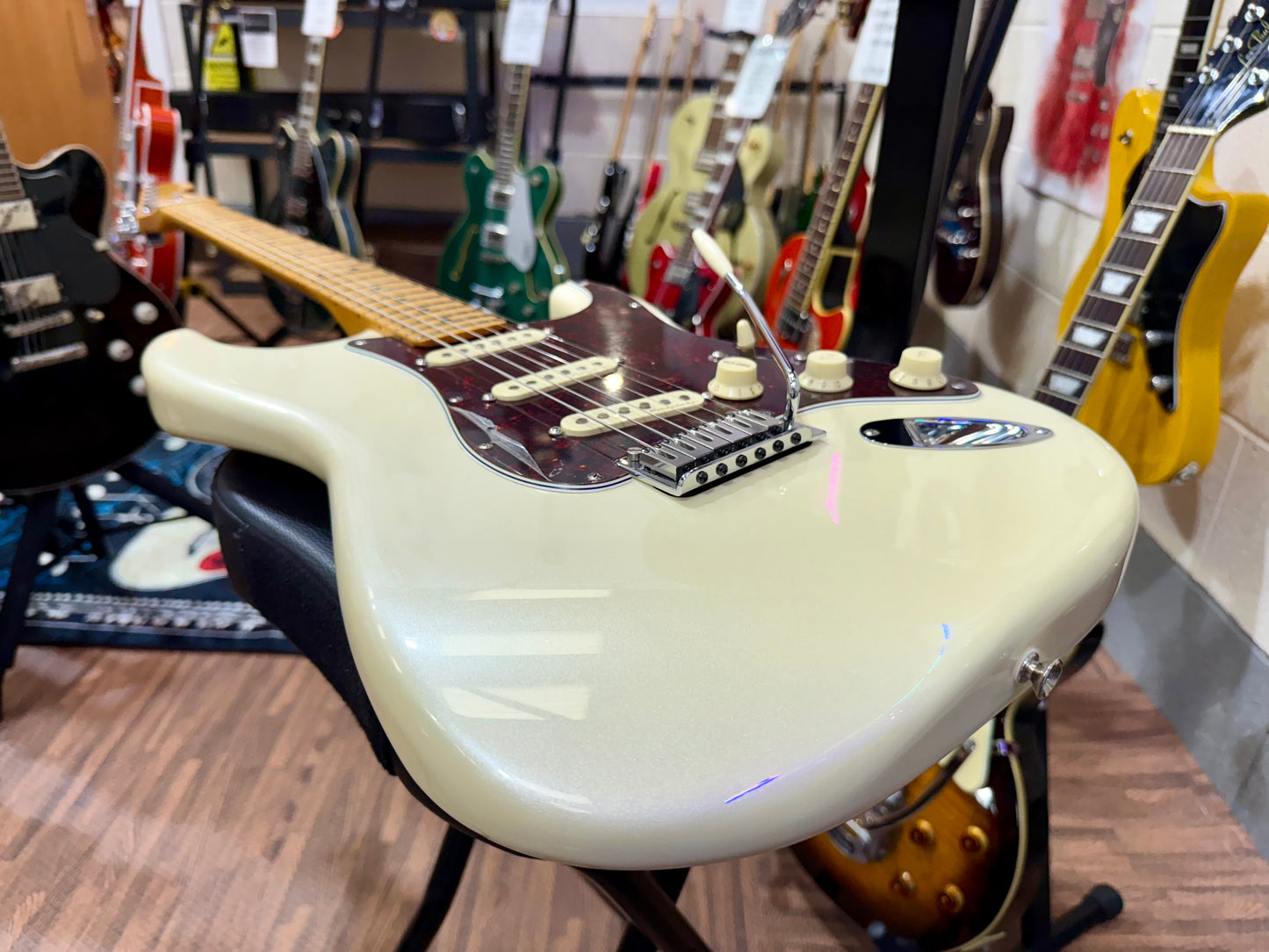 🌟2021 MINT🌟 Fender Player Plus Stratocaster~ Olympic Pearl White~ Push/Pull!