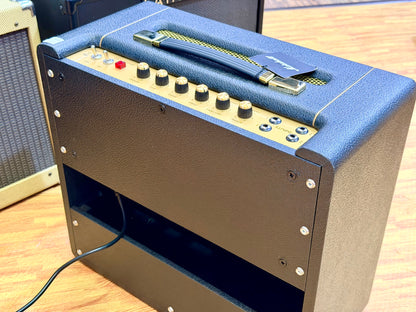 🇬🇧 MINT 🇬🇧 Marshall SV20C Studio Vintage 20W Valve Combo Guitar Amp UK Made!