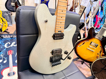 🔥2022🔥 EVH Wolfgang Standard Silver Sparkle~ Floyd Rose~ Roasted Maple~ MINT!