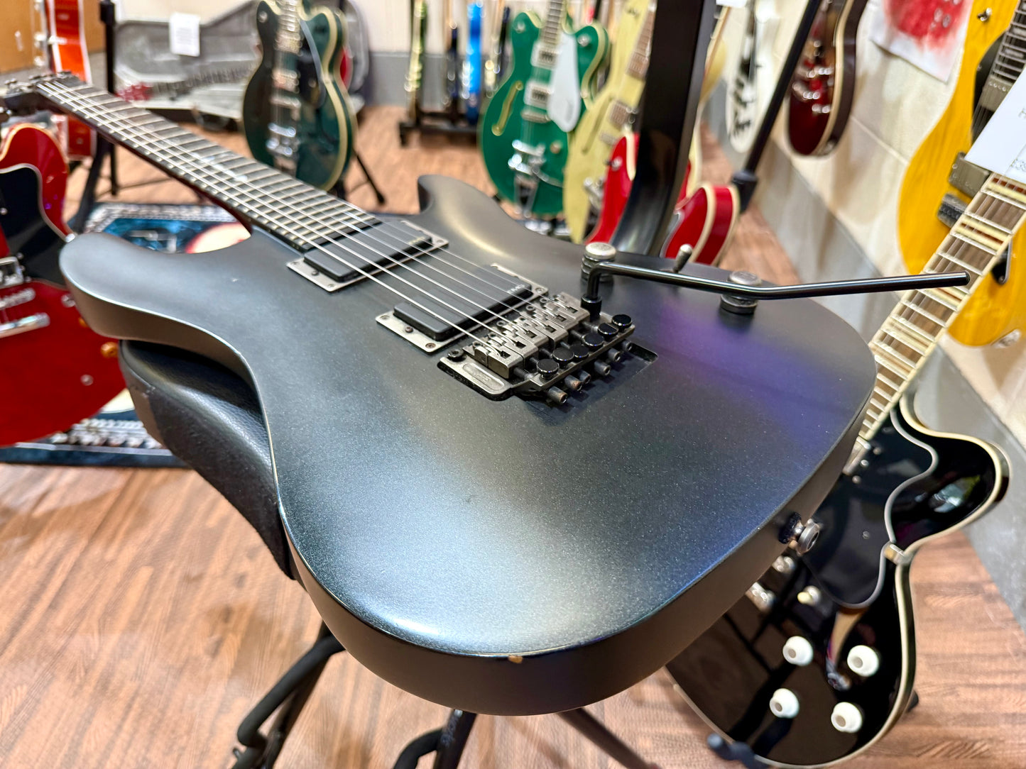 🔥RARE🔥 Cort EVL K6 Satin Black~ Korean Made 2006 Model~ Active EMG P’ups!