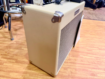 Roland Blues Cube Stage 60 Guitar Amplifier~ Tube Logic Valve 60w Combo Amp 🎸