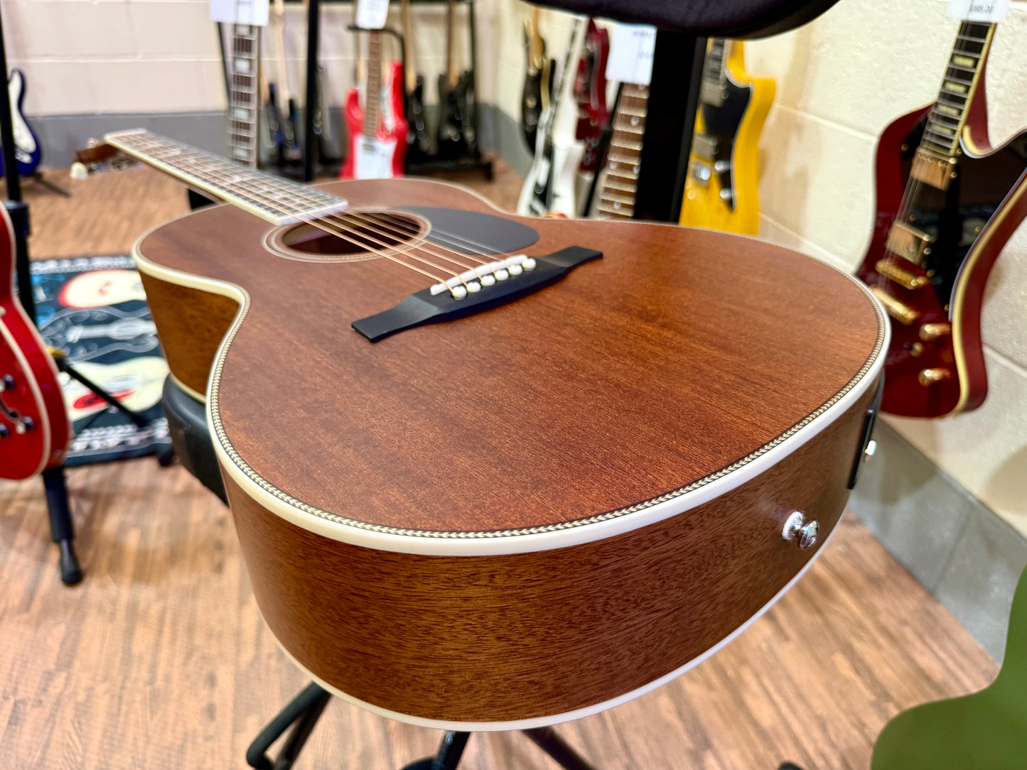 🦅 MINT 2020 🦅 PRS SE P20E Tonare Parlor~Electro Acoustic~ Satin Mahogany + Bag