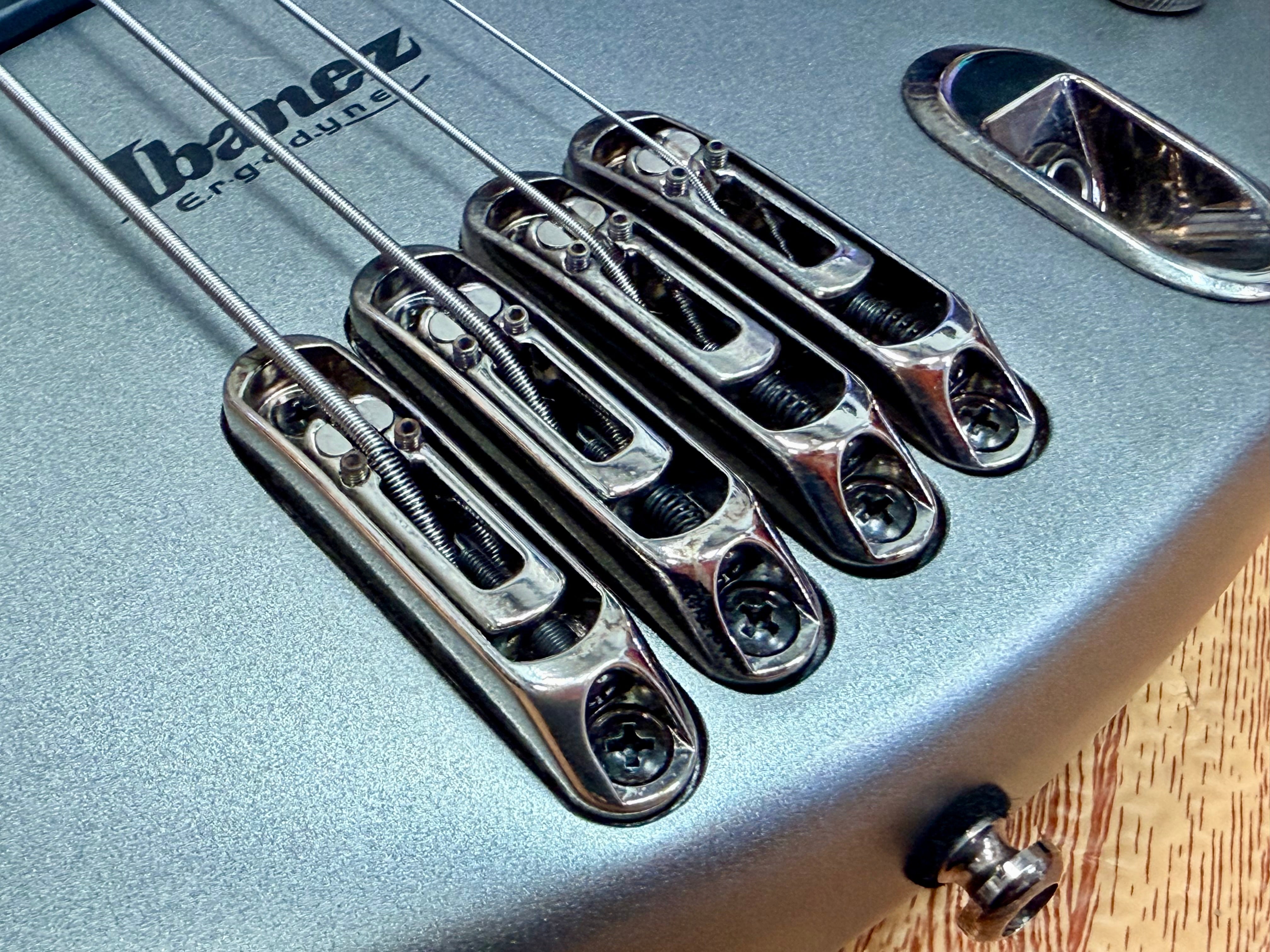 🔥RARE🔥 2001 Ibanez Ergodyne EDA900 Bass~ Korea~ Silver Flat Luthite~ Piezo!
