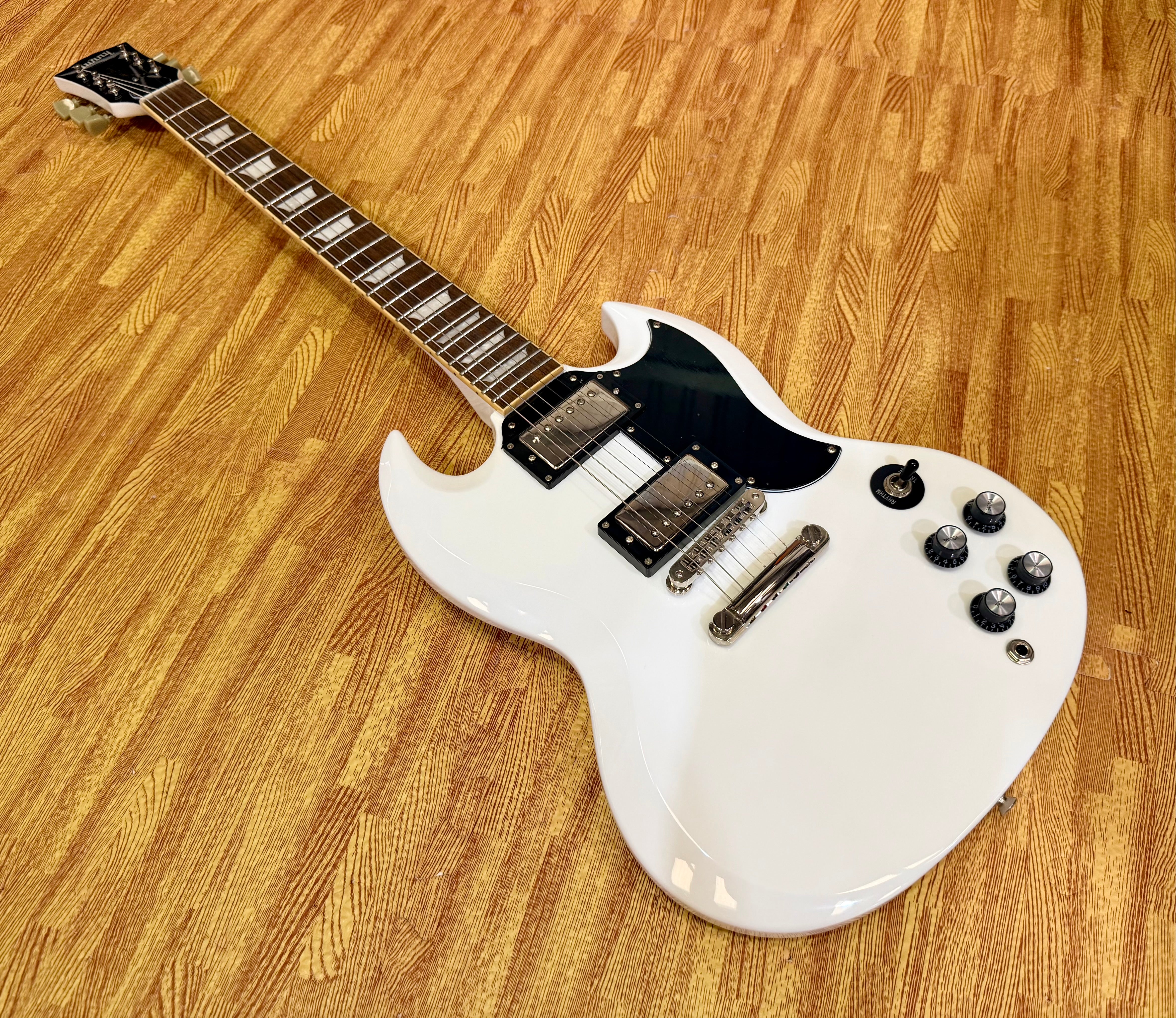 🔥2023🔥 Burny RSG-60 ’63 Alpine White SG Electric Guitar~ Near Mint~ Fernandes!