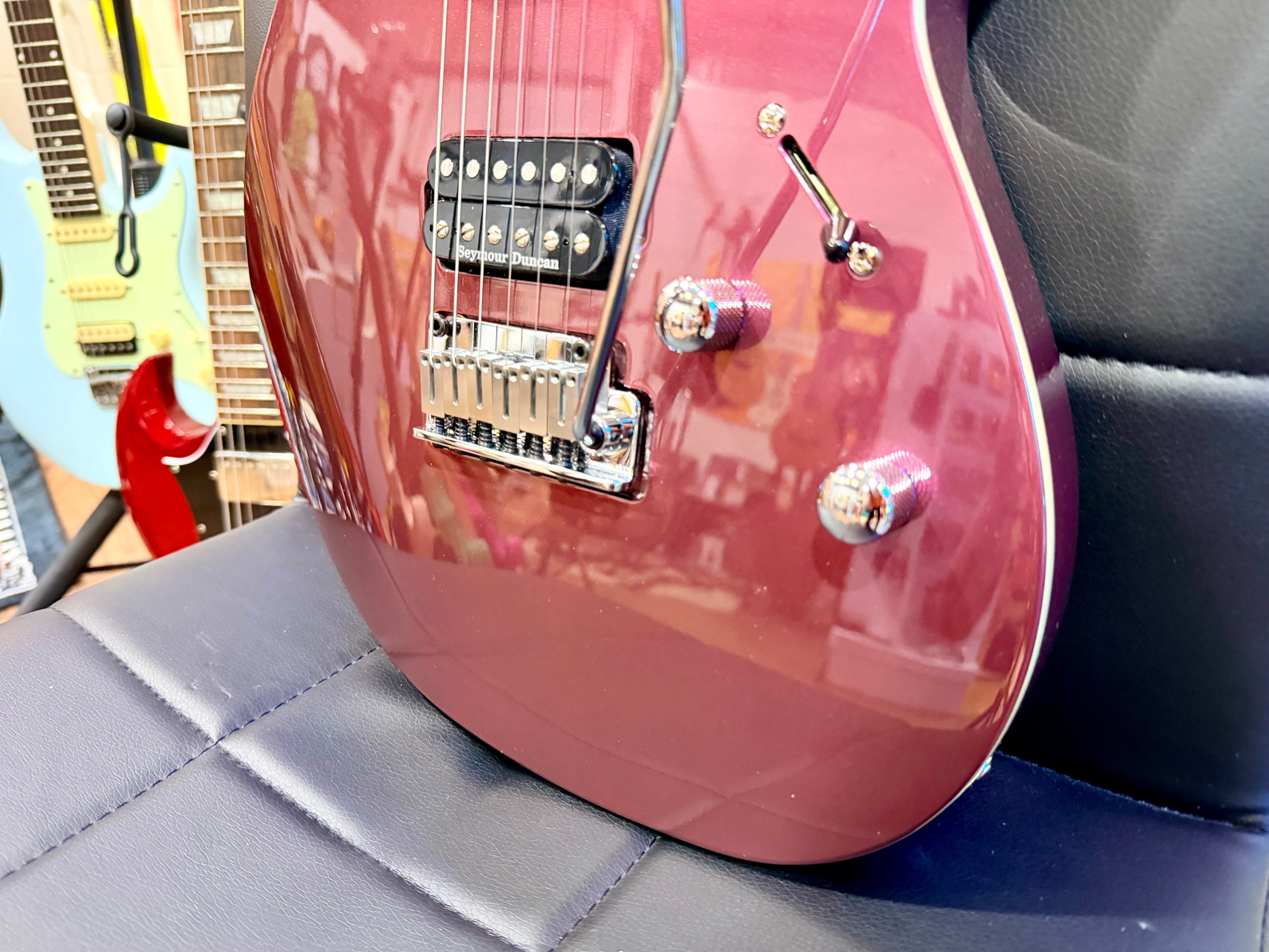🌟NEW🌟 Cort G300 Pro Electric Guitar~ Vivid Burgundy~ Seymour Duncan Pickups!