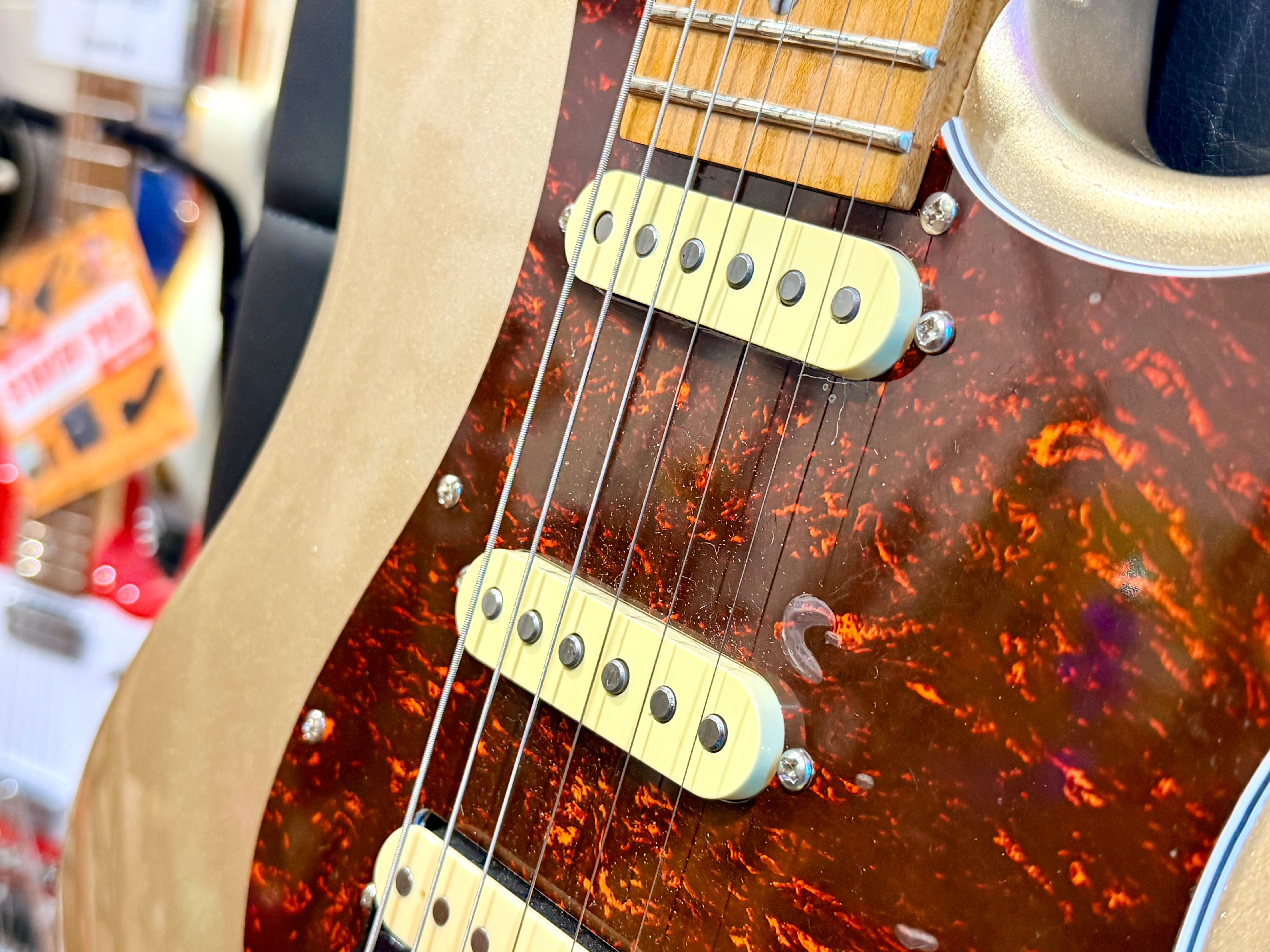 🌟EX-DEMO🌟 Sire Larry Carlton S7 Electric Guitar~ Champagne Gold~ 2025!