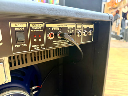 ✨ Bugera V22 Infinium 22W All Valve Combo Guitar Amp 12” Turbosound Speaker ✨
