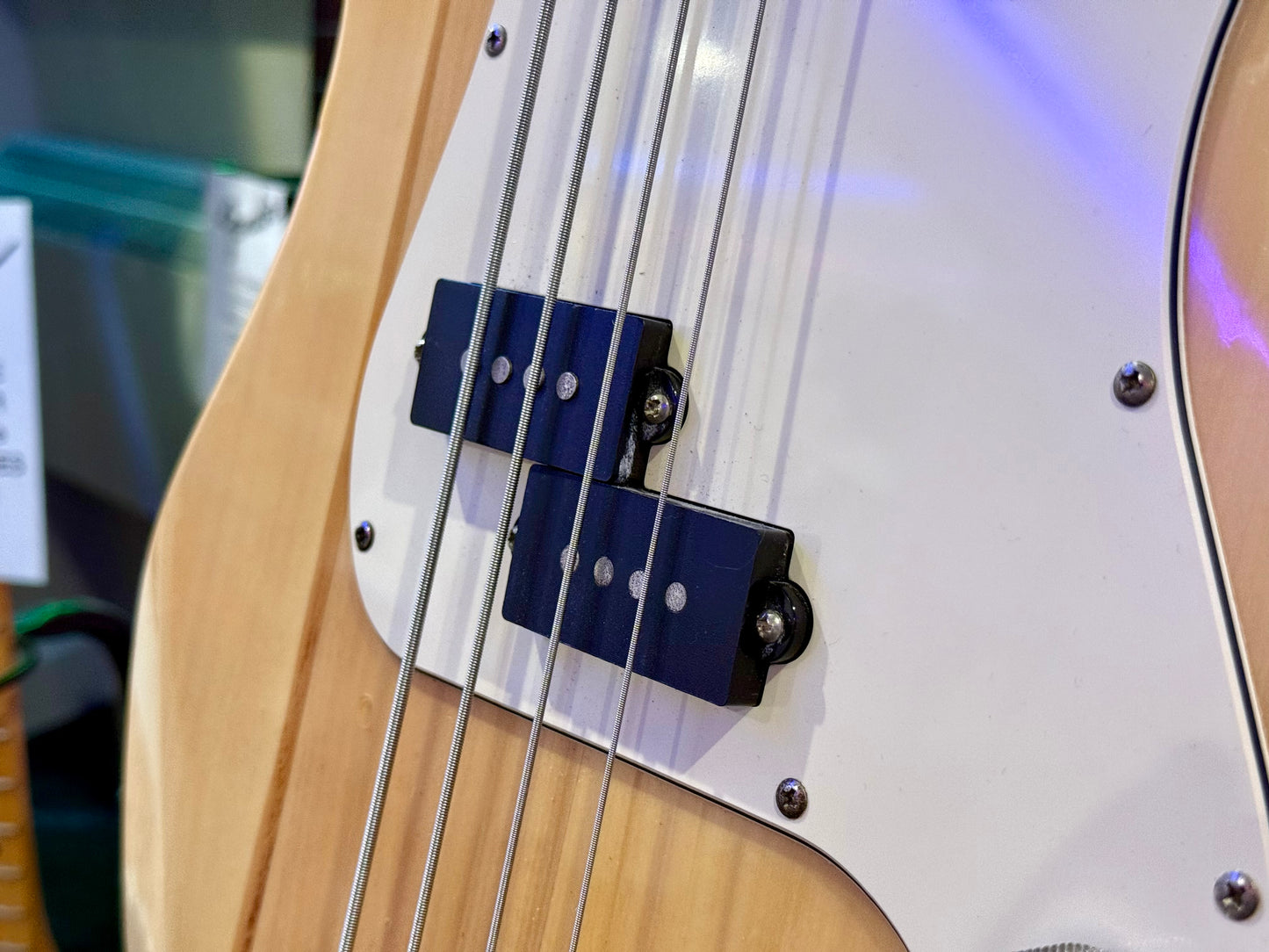 🎸PERFECT STARTER ELECTRIC BASS🎸 Gear4Music Bass Guitar~ P Precision Style!