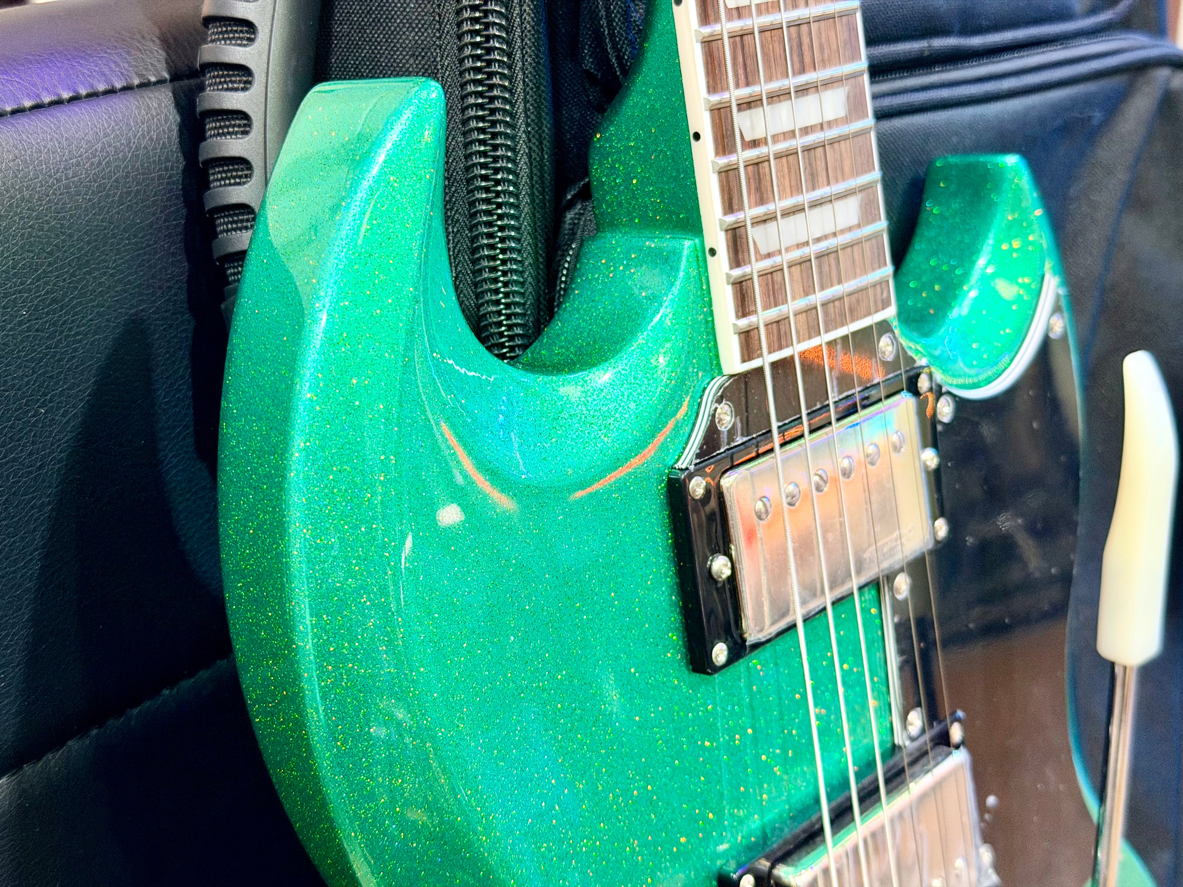🔥2025 LTD🔥 Vintage VS6 30th Anniversary Model~ Green Metalflake~ Vibrola + Bag