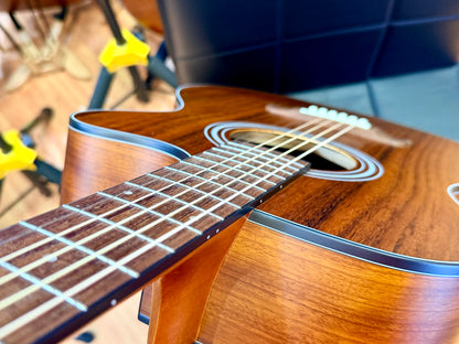 ✨NEW✨ Brunswick BTK30WNO Walnut Grand Auditorium Cutaway Electro Acoustic Guitar