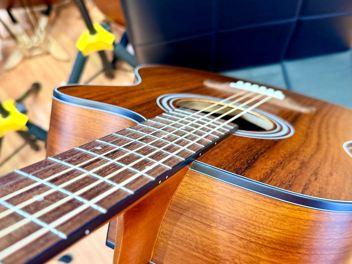 ✨NEW✨ Brunswick BTK30WNO Walnut Grand Auditorium Cutaway Electro Acoustic Guitar