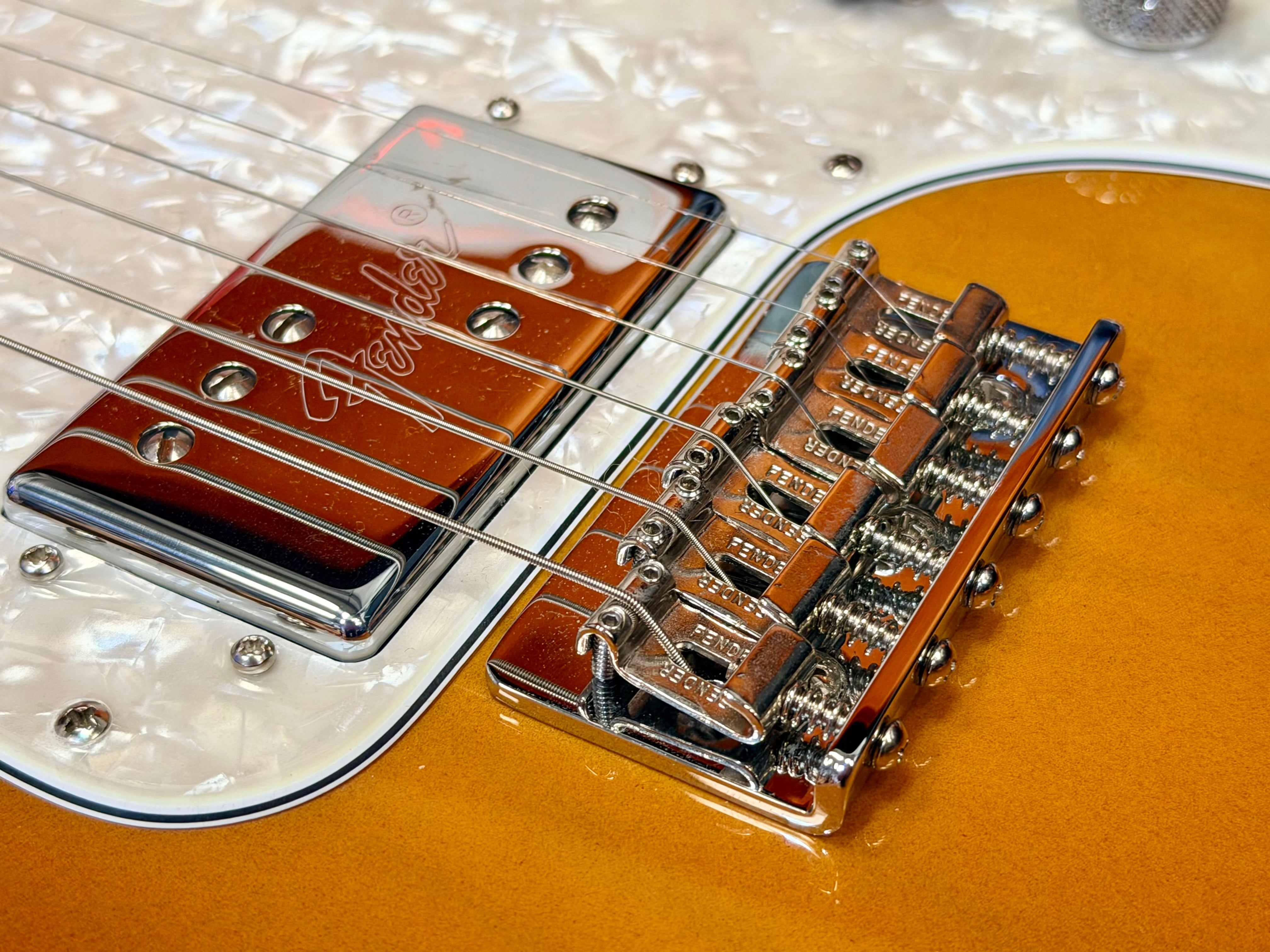 ✨2025✨ Fender American Vintage II 1972 Telecaster Thinline~ 3-Colour Sunburst!