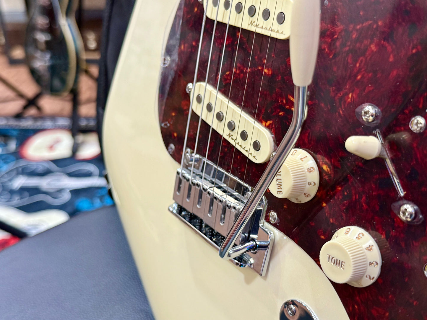 🌟2021 MINT🌟 Fender Player Plus Stratocaster~ Olympic Pearl White~ Push/Pull!