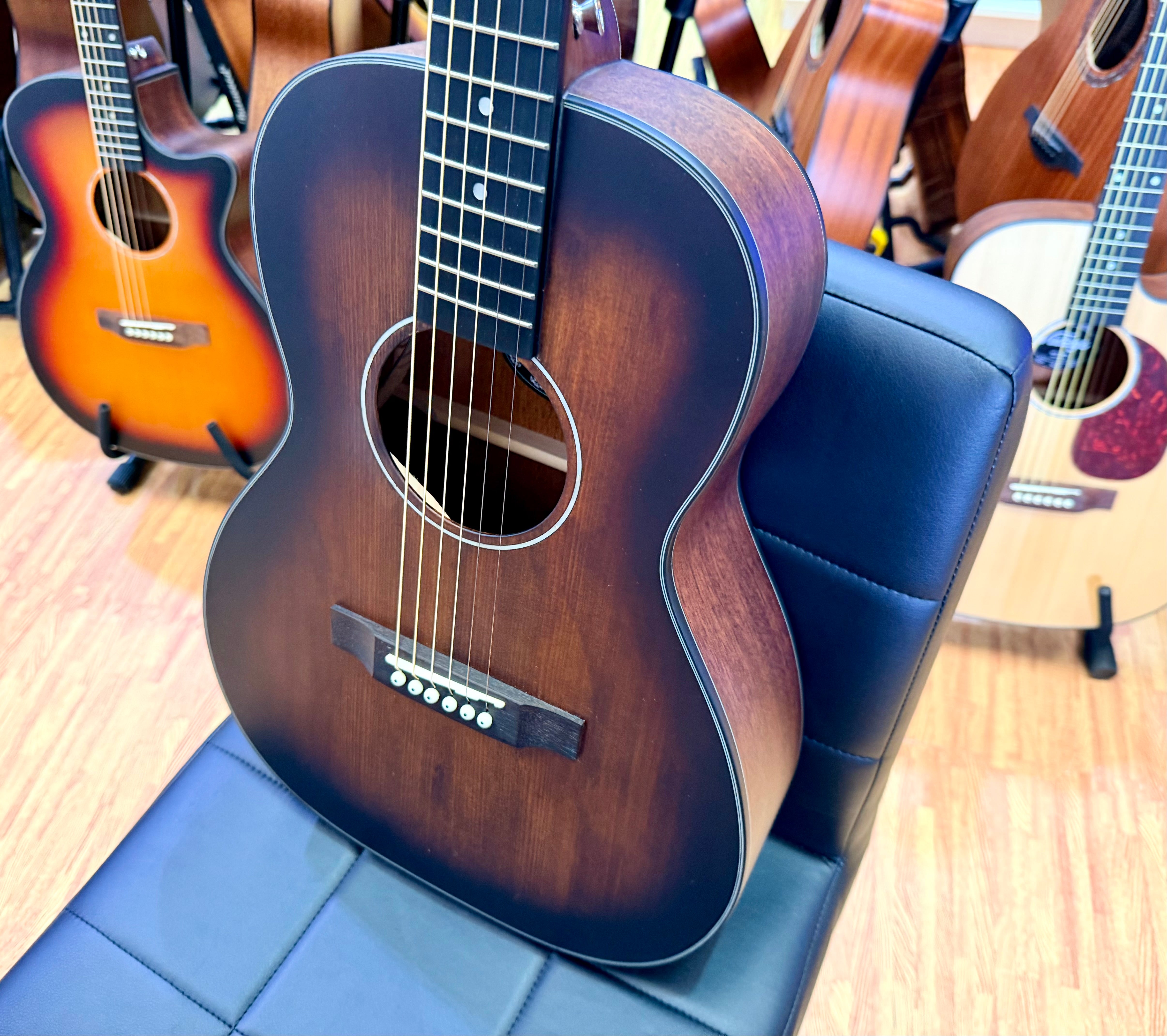 ⚡️NEW⚡️ Vintage VE1800AQ Stage Series Parlour Electro Acoustic Guitar~ Antiqued!