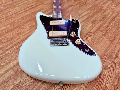⚡️NEW⚡️ JET JJ-300 P90 Olympic White Electric Guitar~ Roasted Maple Offset~ 2026