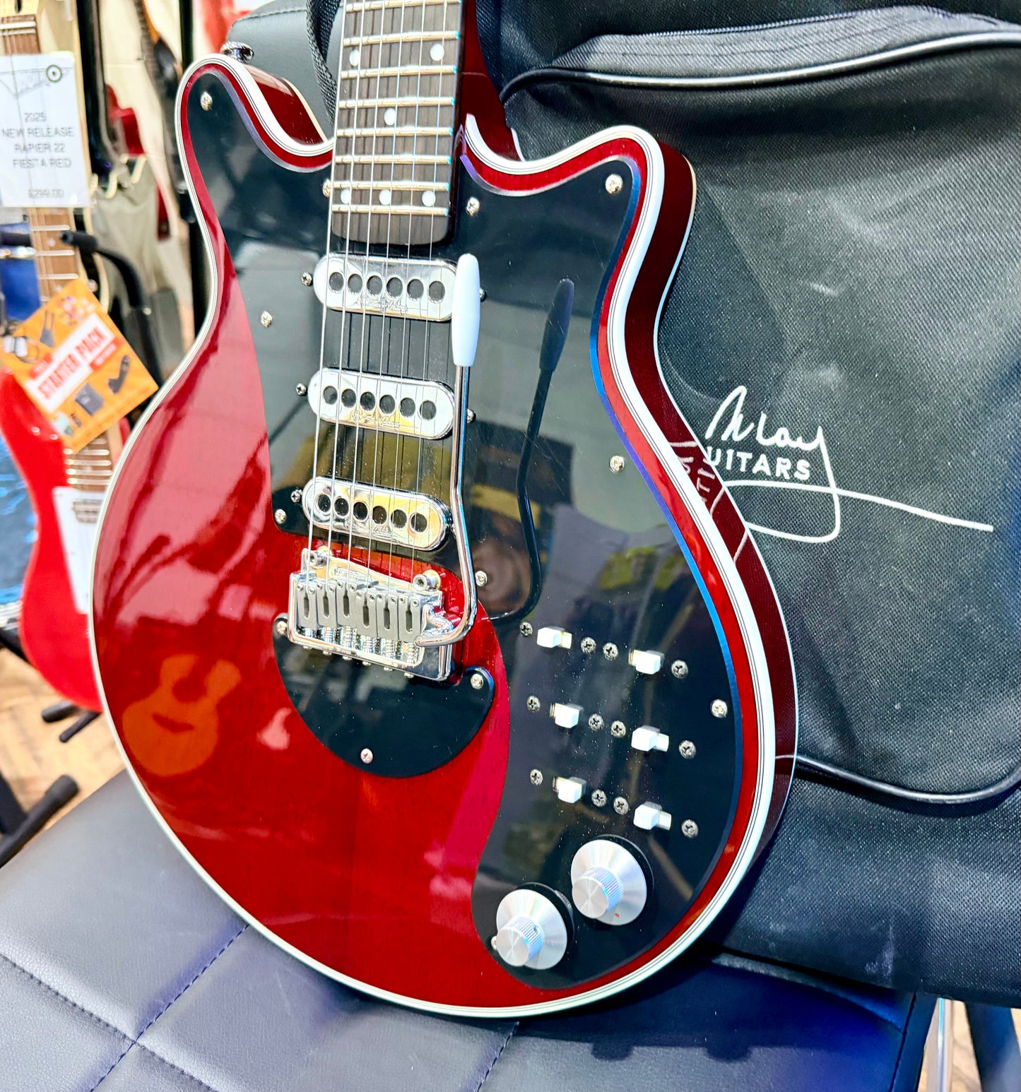 🔥BMG🔥 Brian May Red Special~ Antique Cherry~ Gig Bag~ 2023 Model!